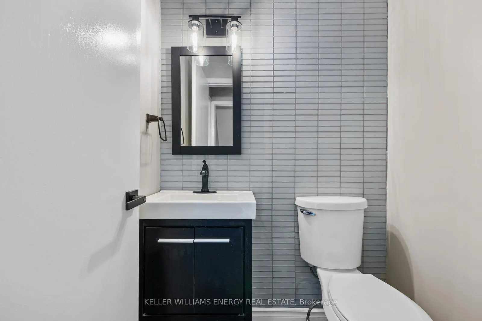 Photo 13 of Unit Lower, 1012 Lavender Court, Oshawa, Centennial — HOMEH