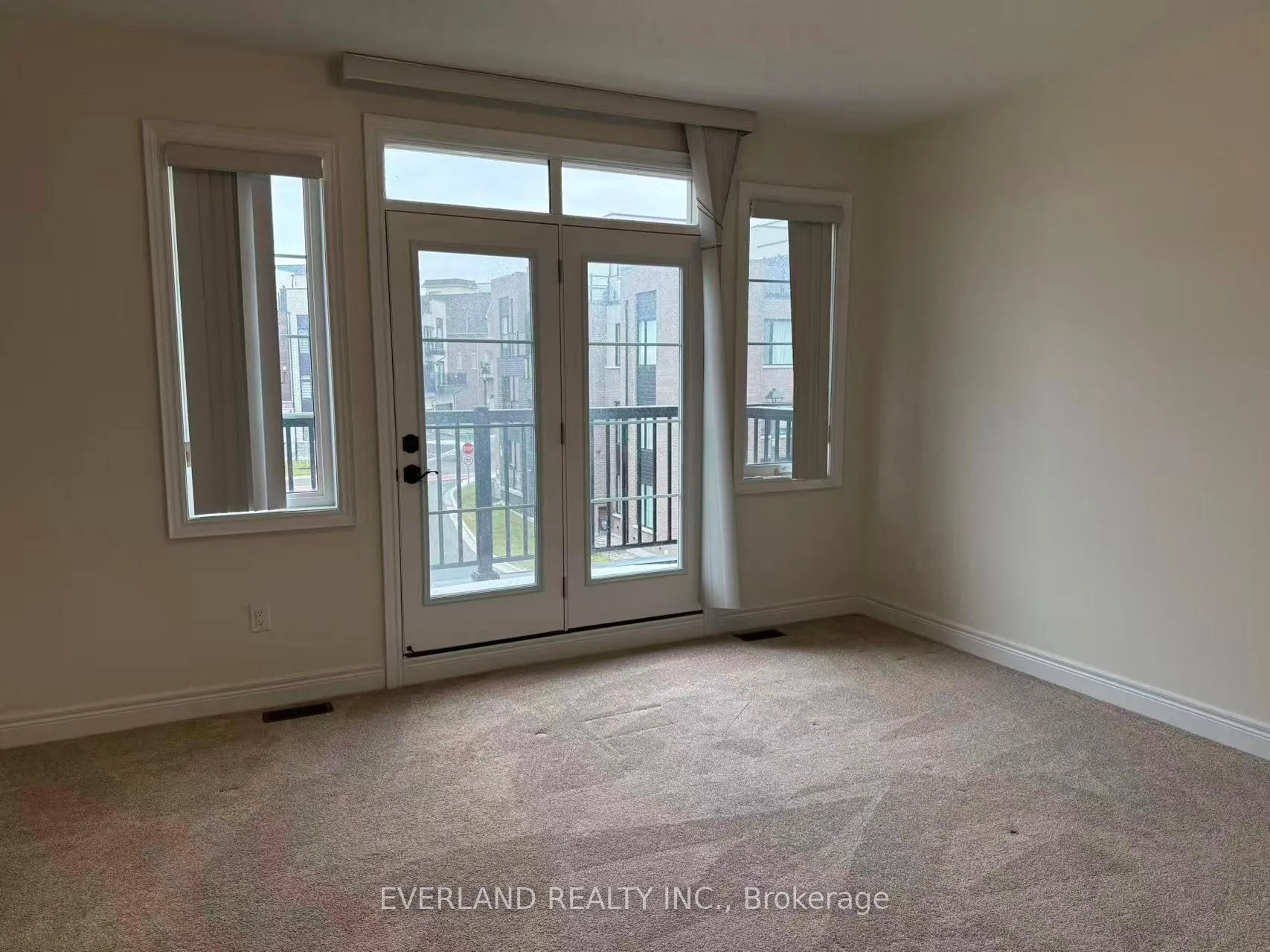 Photo 9 of 4 Creekvalley Lane, Markham, Angus Glen — HOMEH