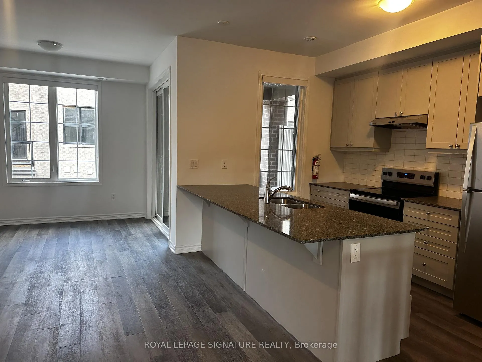 Photo 4 of Unit 8, 1259 Lily Crescent, Milton, Walker — HOMEH