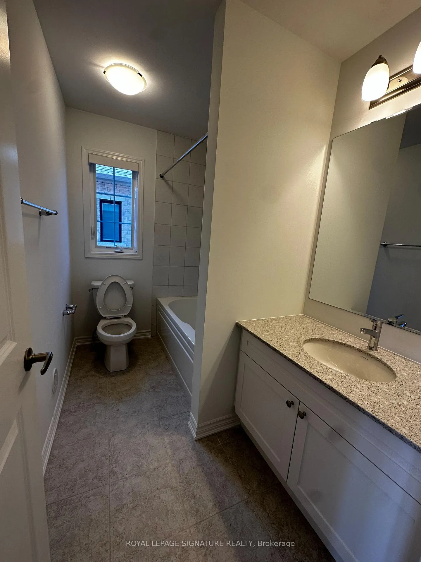 Photo 5 of Unit 6, 1259 Lily Crescent, Milton, Walker — HOMEH