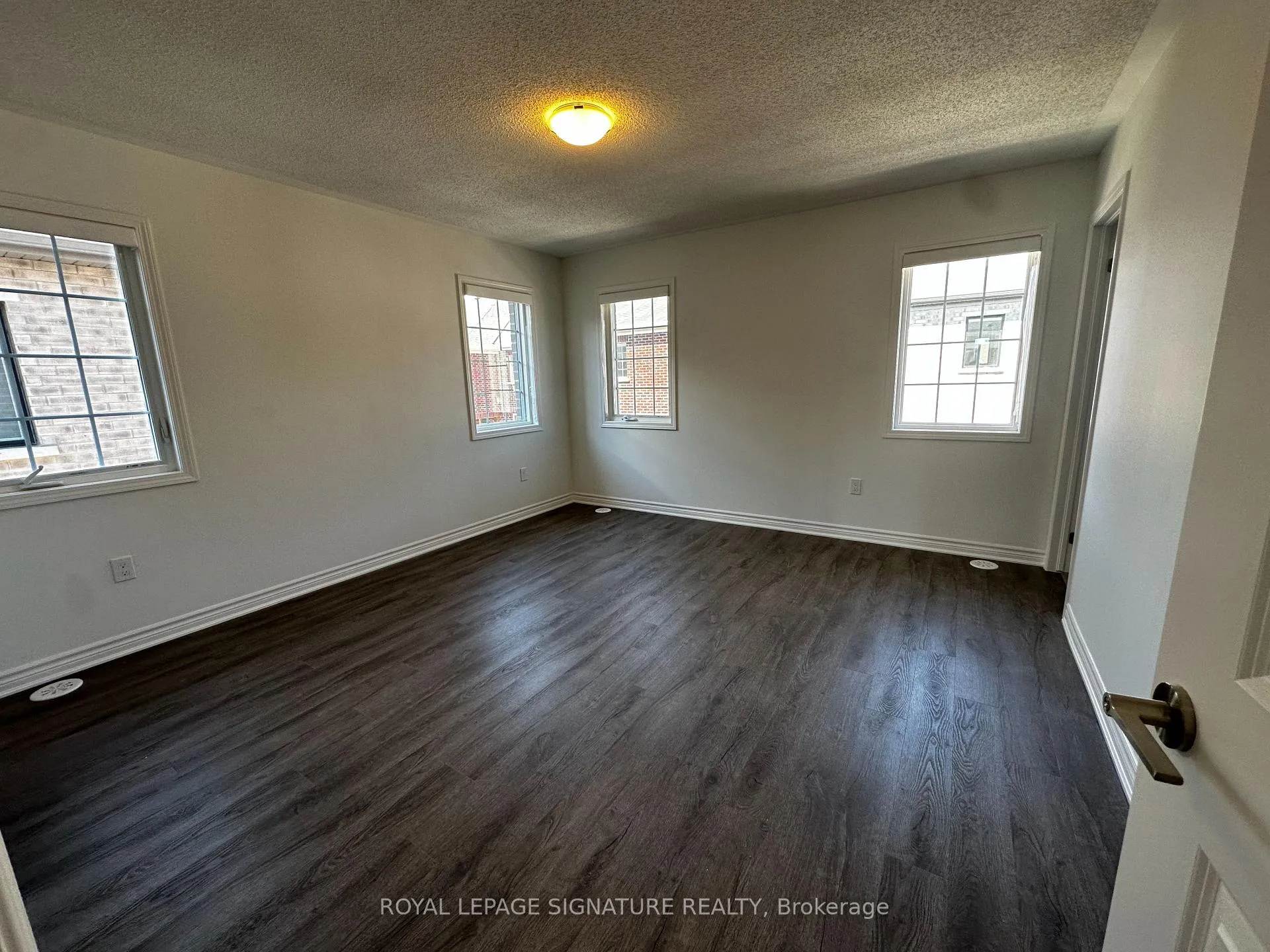 Photo 7 of Unit 6, 1259 Lily Crescent, Milton, Walker — HOMEH