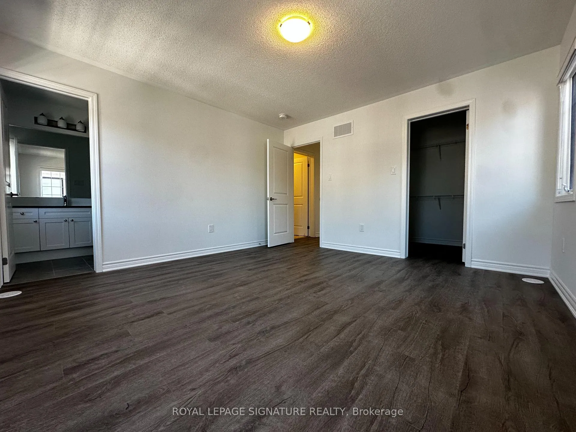 Photo 8 of Unit 6, 1259 Lily Crescent, Milton, Walker — HOMEH