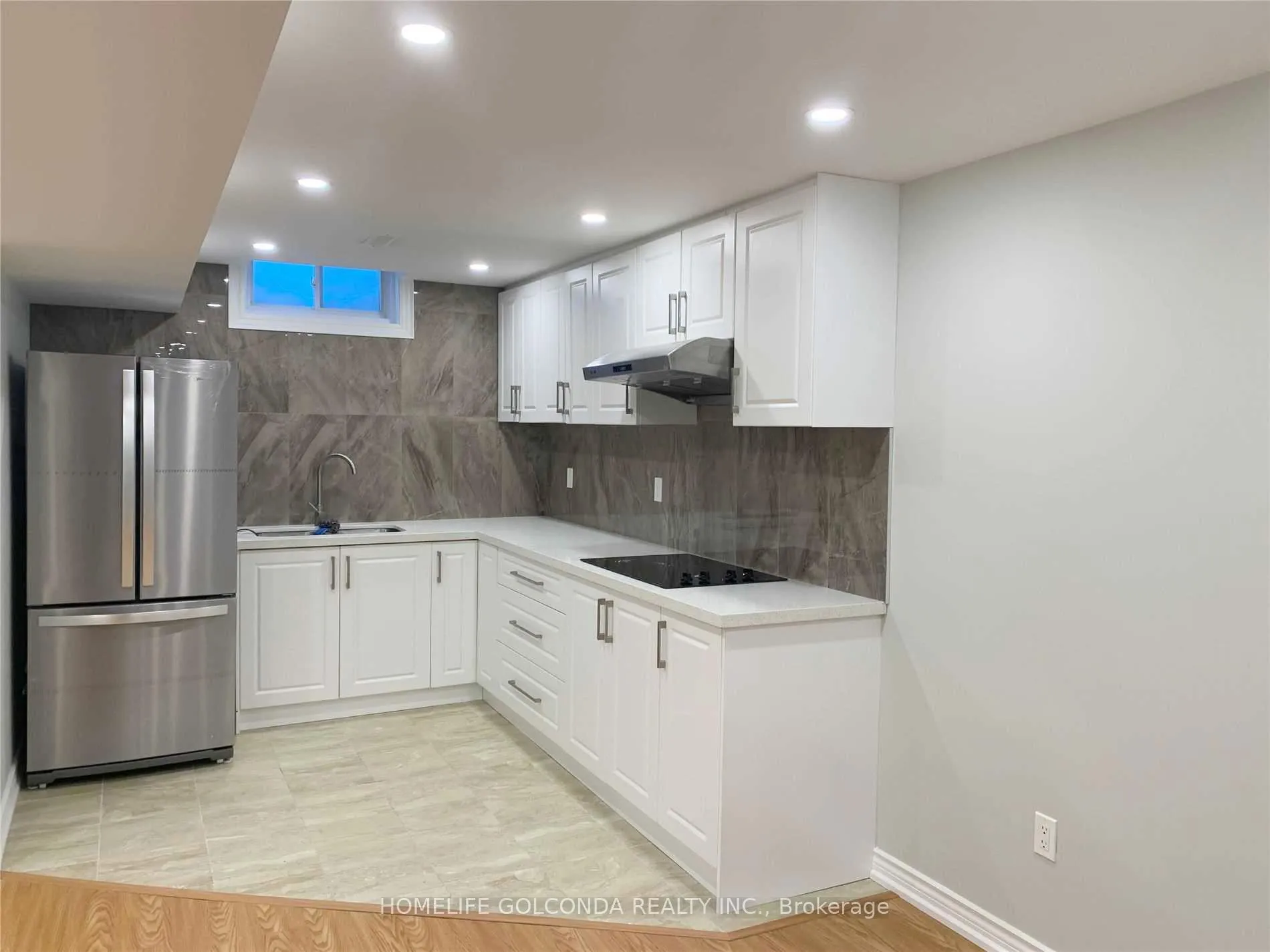 Photo 5 of 166 Hillcroft Drive, Markham, Milliken Mills East — HOMEH