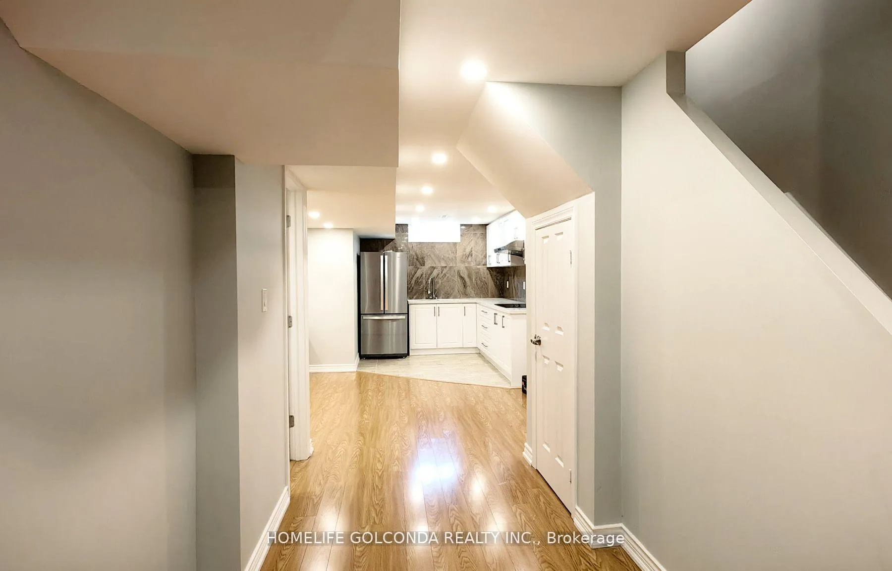 Photo 8 of 166 Hillcroft Drive, Markham, Milliken Mills East — HOMEH