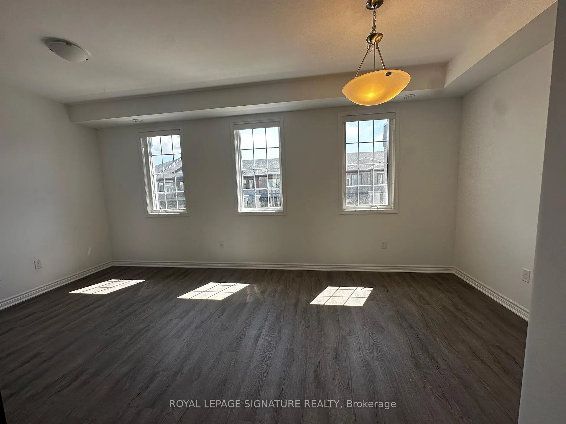 Photo 6 of Unit 7, 1259 Lily Crescent, Milton, Walker — HOMEH