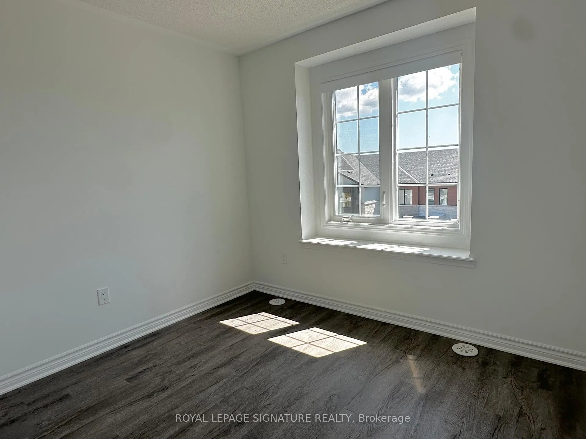 Photo 17 of Unit 7, 1259 Lily Crescent, Milton, Walker — HOMEH