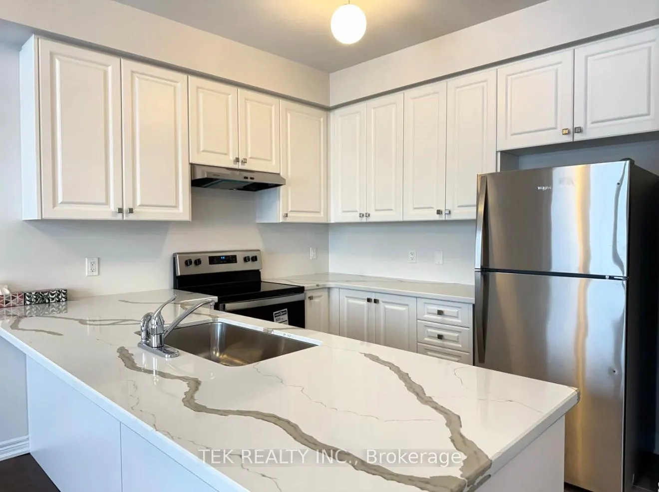 Photo 10 of 148 Vine Cliff Boulevard, Markham, Victoria Manor-Jennings Gate — HOMEH