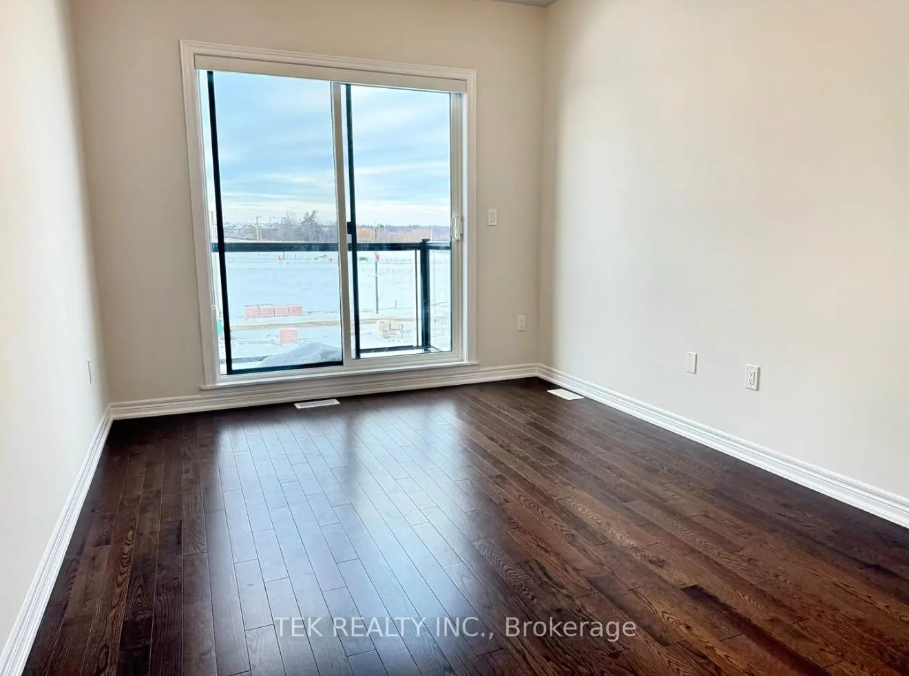 Photo 14 of 148 Vine Cliff Boulevard, Markham, Victoria Manor-Jennings Gate — HOMEH