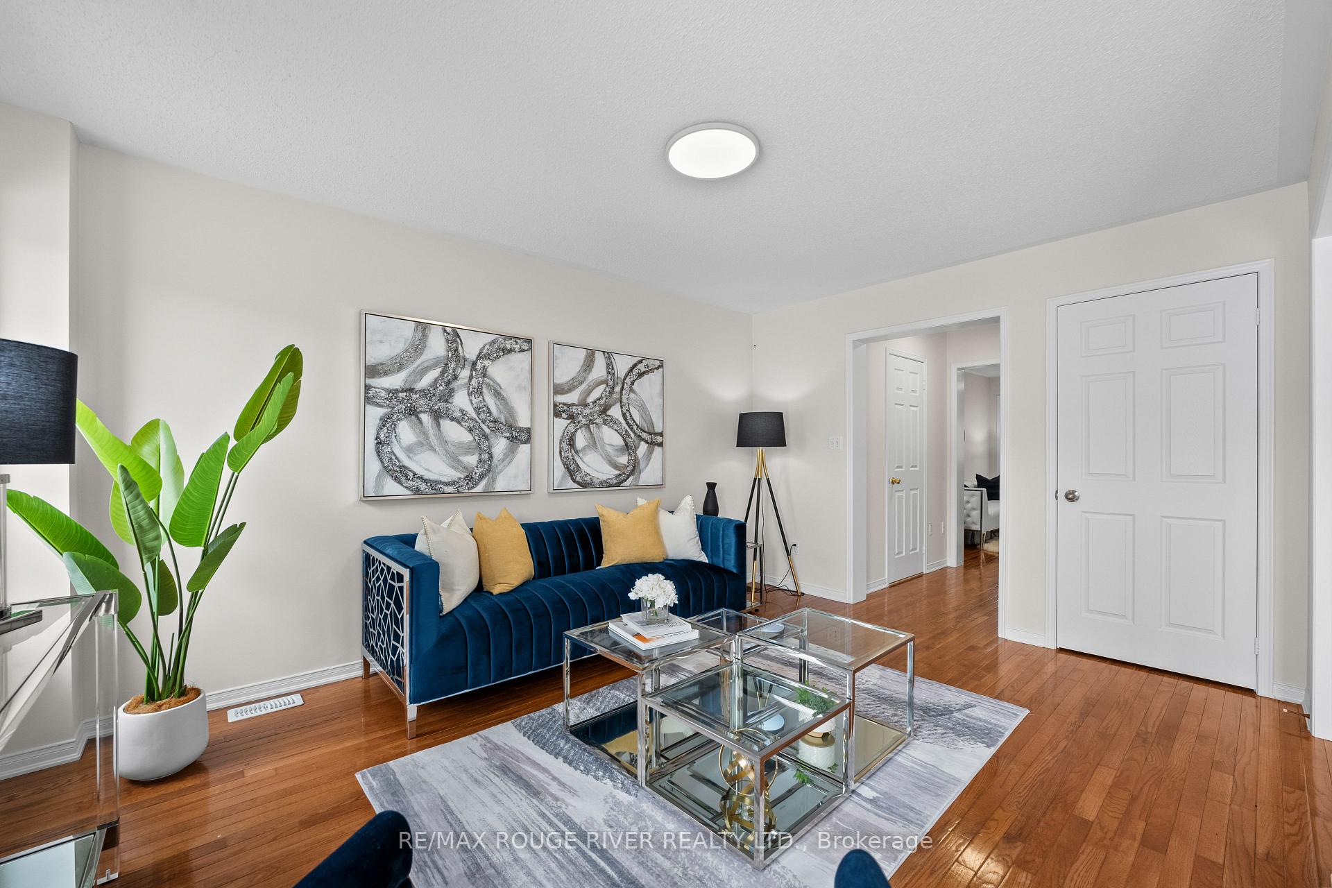 Photo 2 of 26 Carpendale Crescent, Ajax, Northeast Ajax — HOMEH