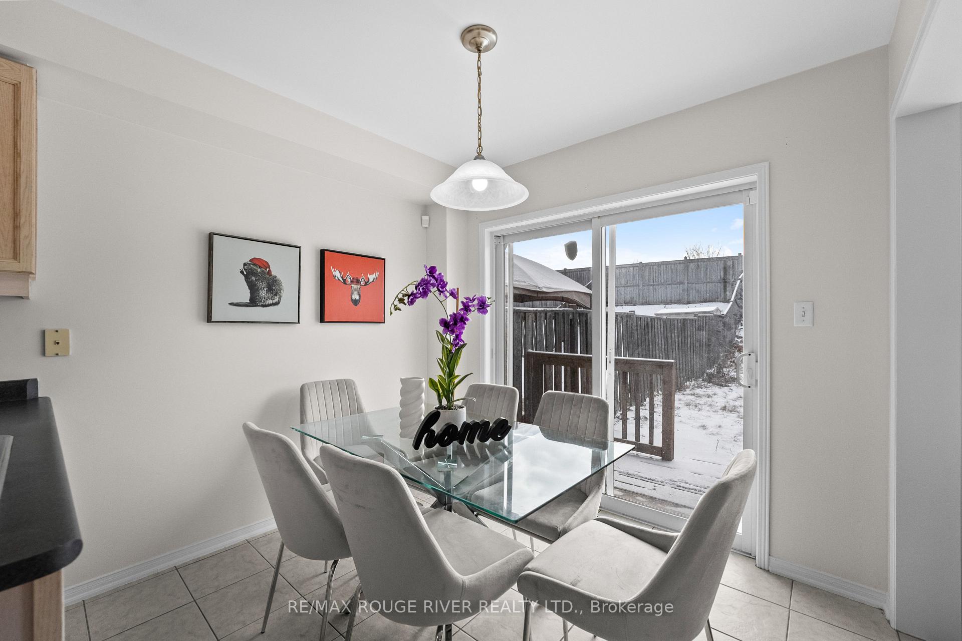 Photo 11 of 26 Carpendale Crescent, Ajax, Northeast Ajax — HOMEH