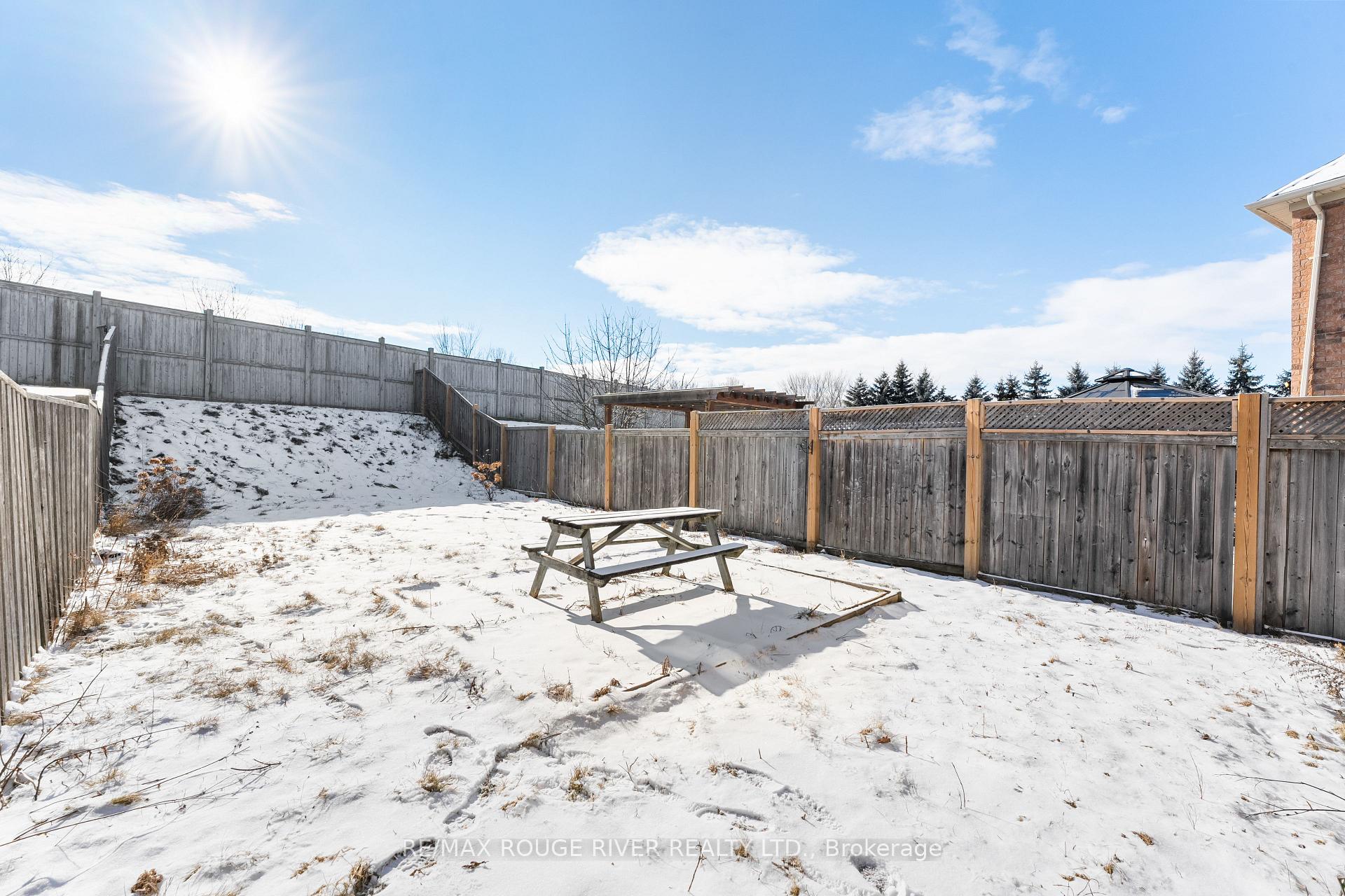 Photo 35 of 26 Carpendale Crescent, Ajax, Northeast Ajax — HOMEH