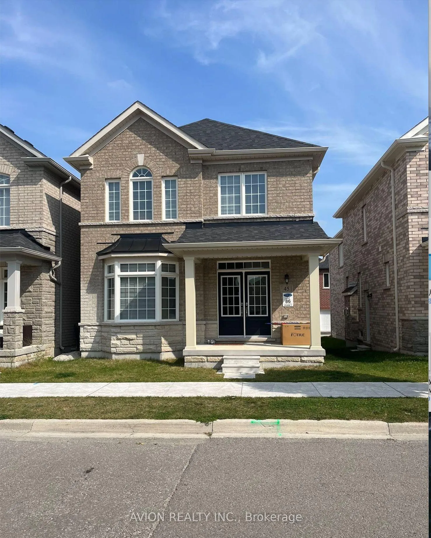 Photo 1 of Unit coach, 45 Albert Lewis Street, Markham, Cornell — HOMEH