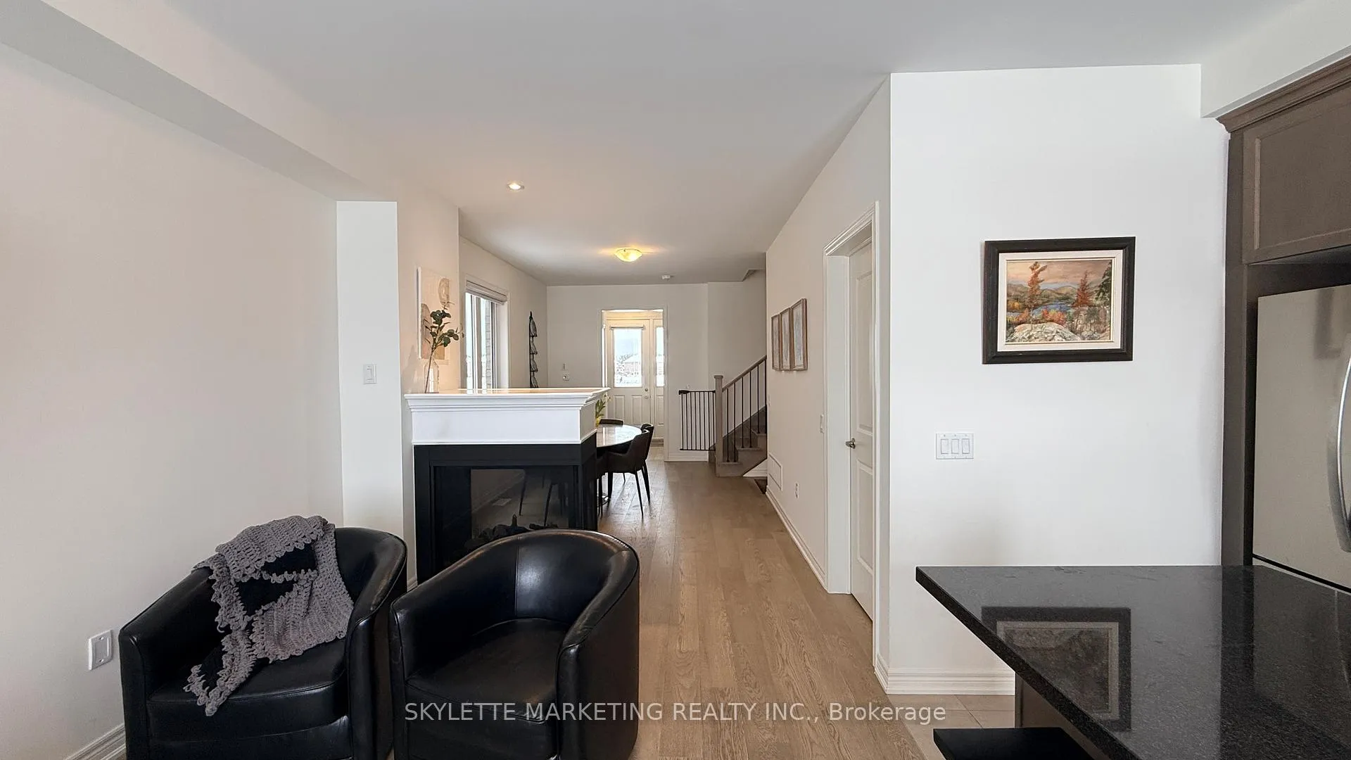 Photo 15 of 83 Picardy Drive, Hamilton, Stoney Creek Mountain — HOMEH