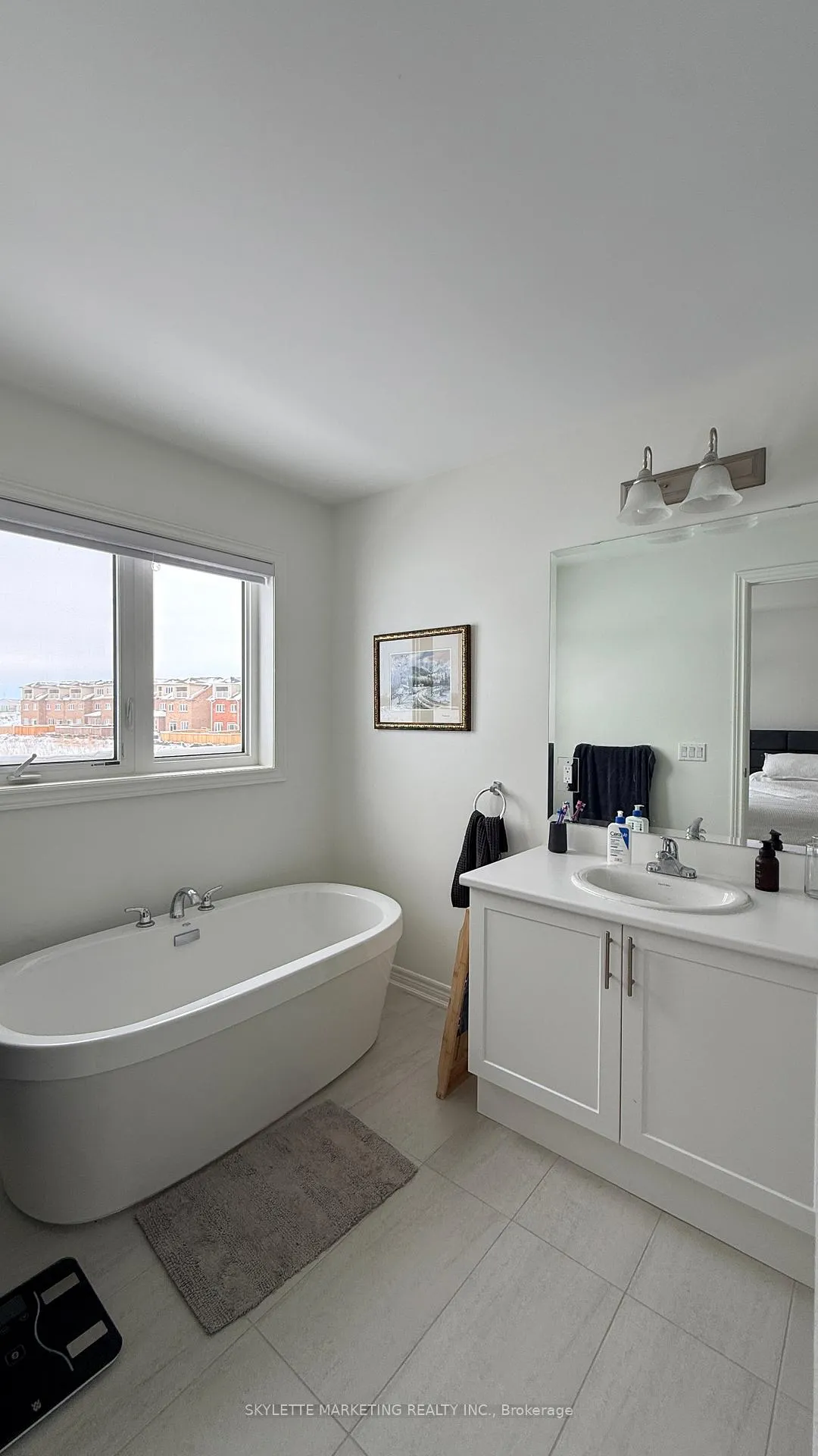 Photo 17 of 83 Picardy Drive, Hamilton, Stoney Creek Mountain — HOMEH