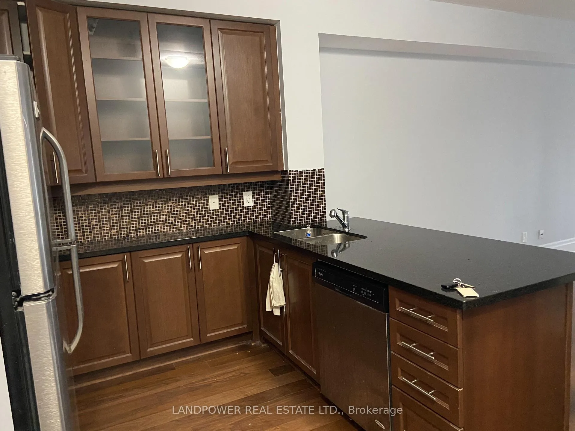 Photo 2 of Unit 801, 151 Upper Duke Crescent, Markham, Unionville — HOMEH