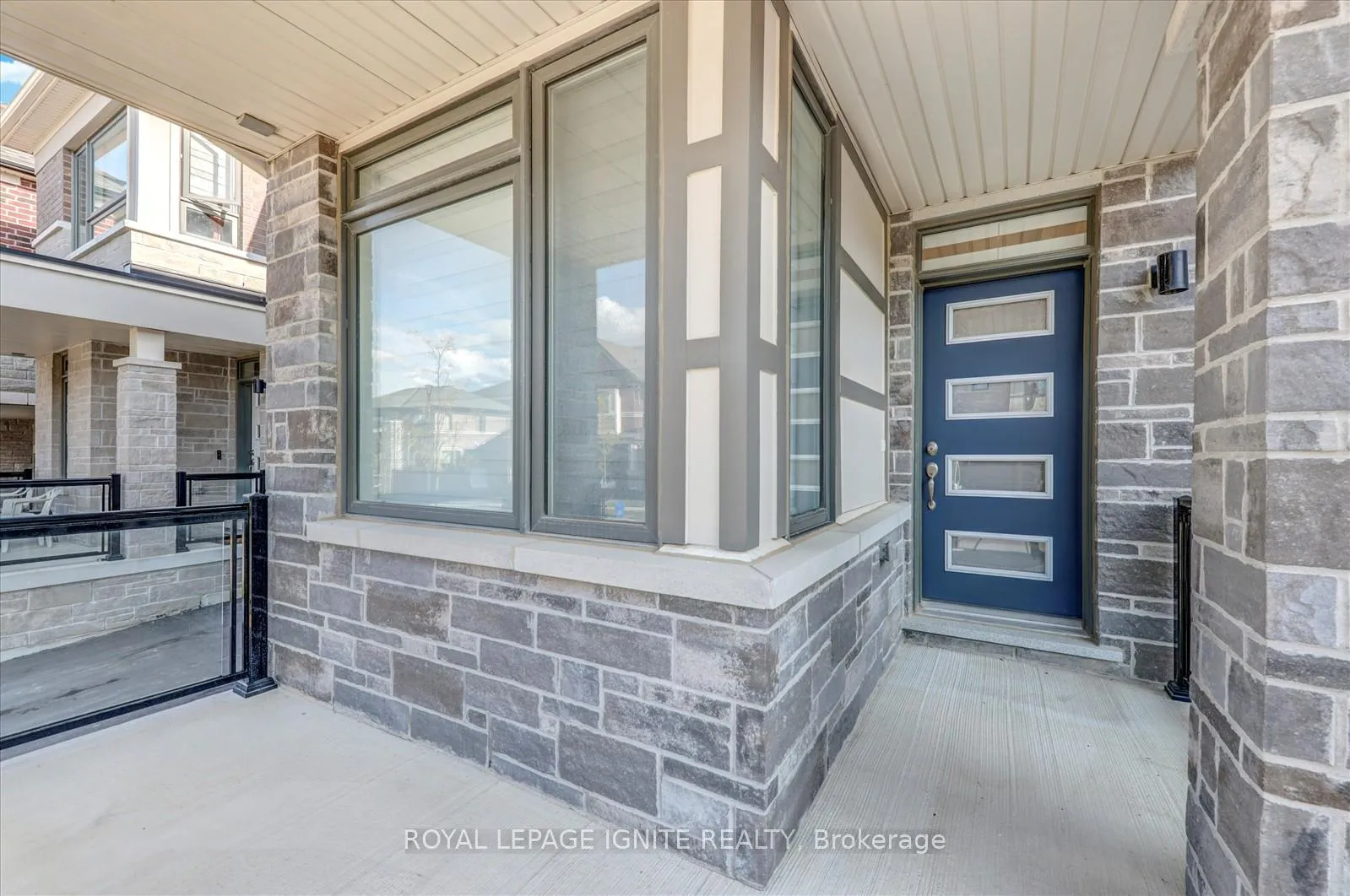 Photo 5 of 1405 Longspur Trail, Pickering, Rural Pickering — HOMEH
