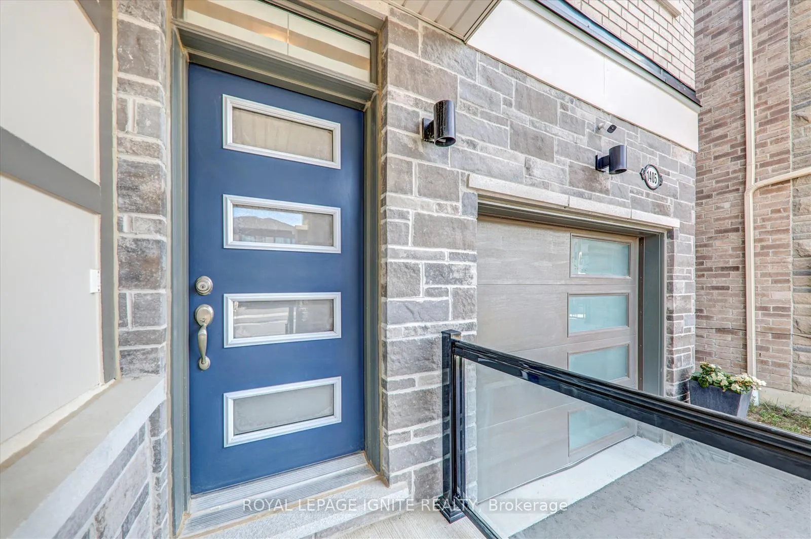 Photo 6 of 1405 Longspur Trail, Pickering, Rural Pickering — HOMEH
