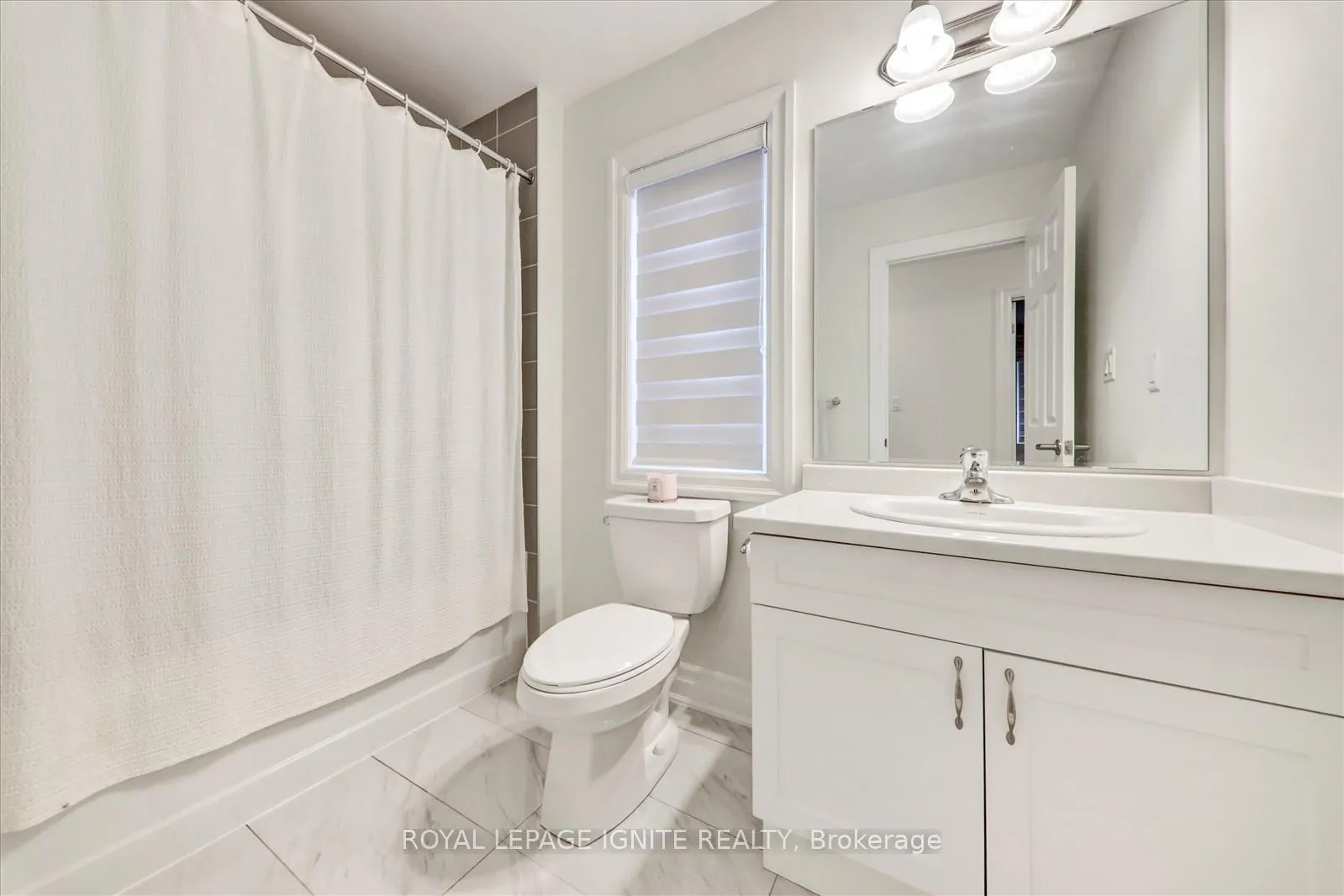 Photo 32 of 1405 Longspur Trail, Pickering, Rural Pickering — HOMEH