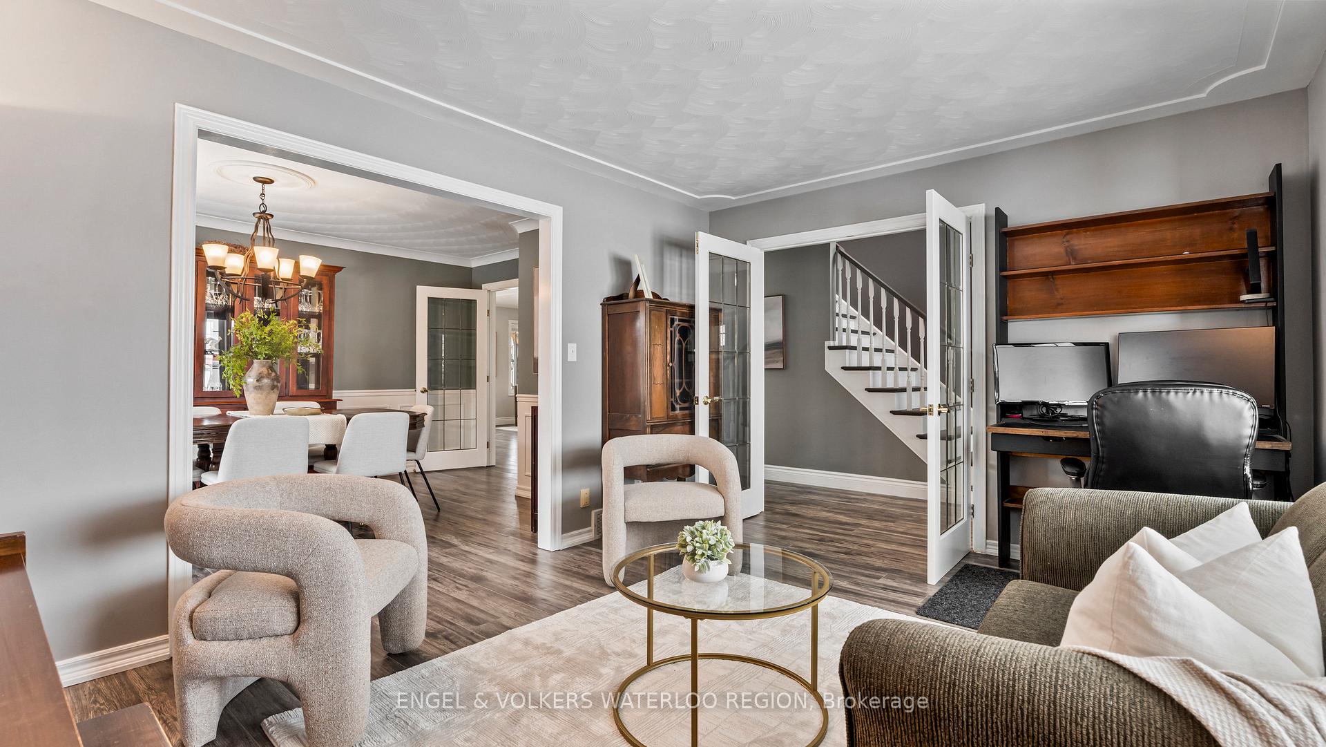 Photo 9 of 37 Russell Crescent, Brant, South Dumfries — HOMEH