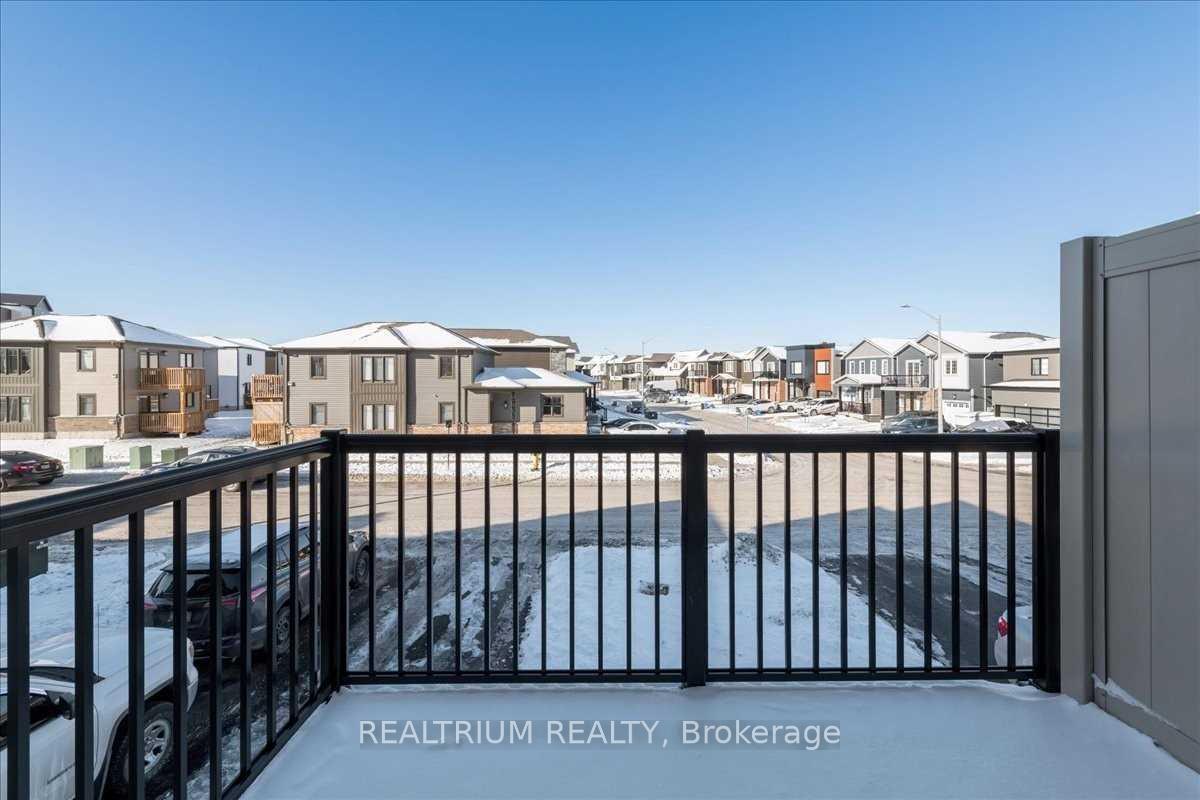 Photo 9 of 41 Kodiak Terrace, Barrie, Holly — HOMEH