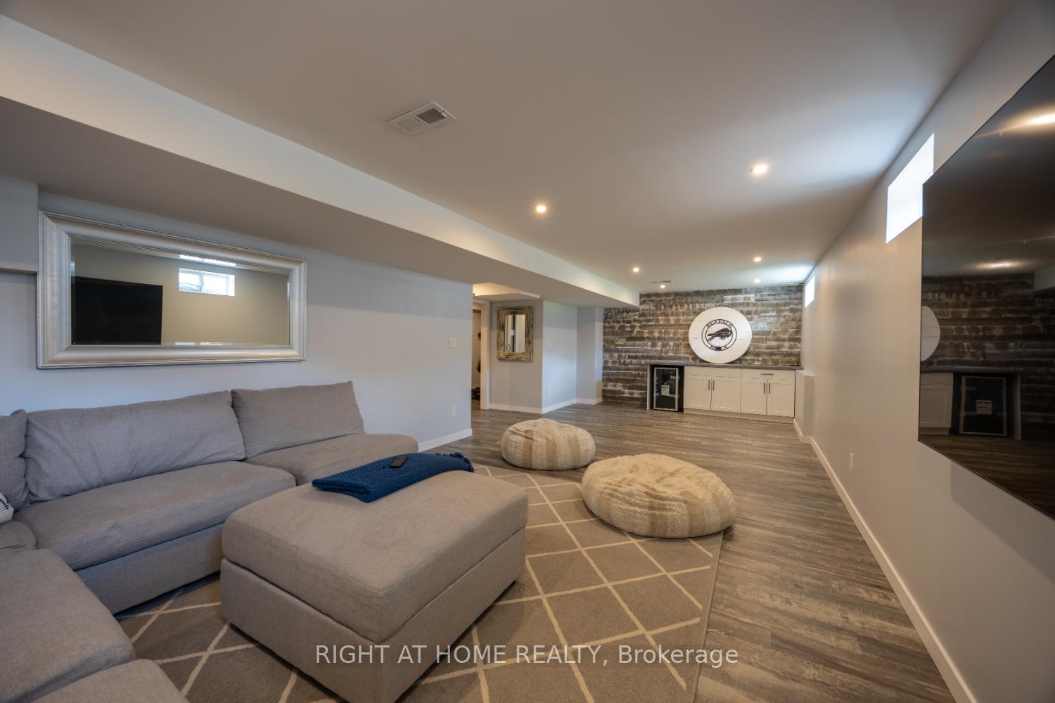 Photo 30 of 206 Ted Miller Crescent, Clarington, Bowmanville — HOMEH