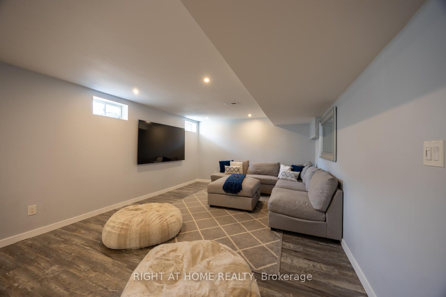 Photo 31 of 206 Ted Miller Crescent, Clarington, Bowmanville — HOMEH