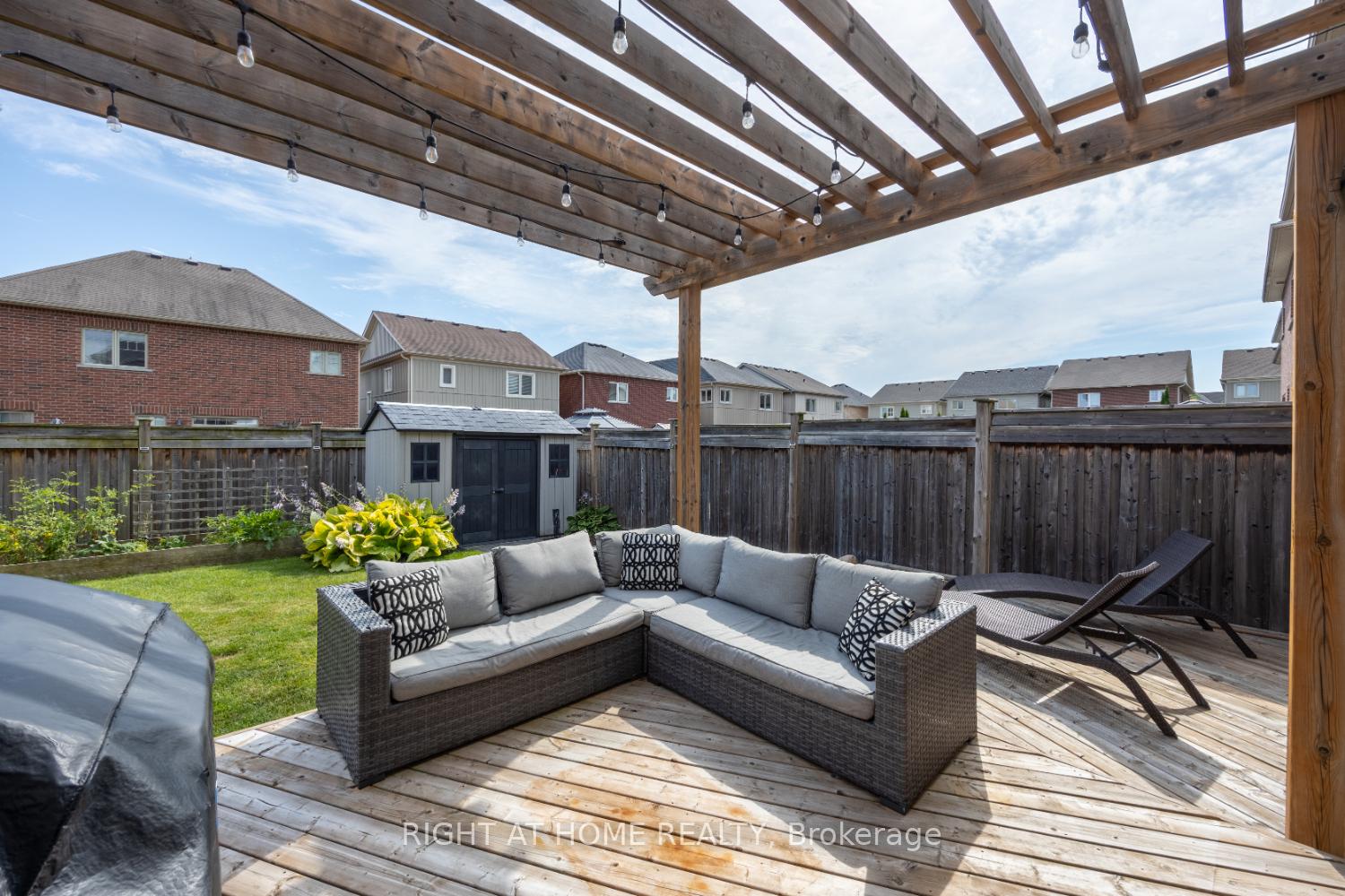 Photo 36 of 206 Ted Miller Crescent, Clarington, Bowmanville — HOMEH