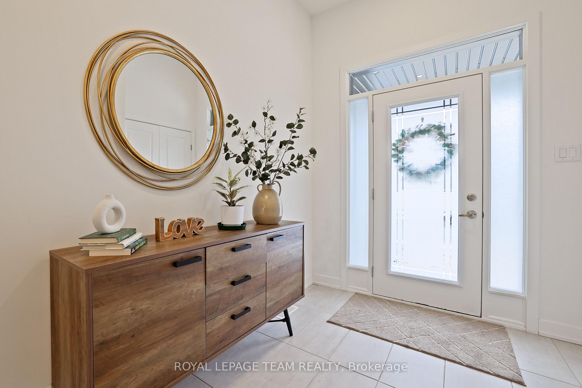 Photo 5 of 4017 Jockvale Road, Ottawa, Barrhaven - Heritage Park — HOMEH