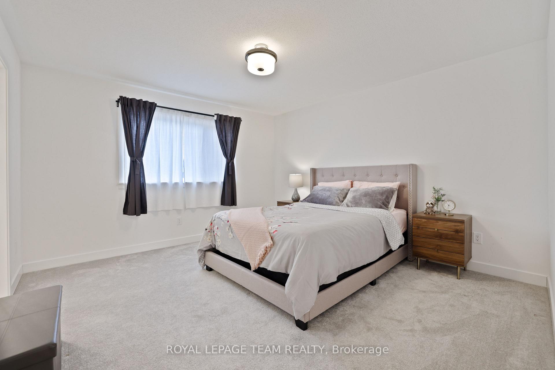 Photo 18 of 4017 Jockvale Road, Ottawa, Barrhaven - Heritage Park — HOMEH