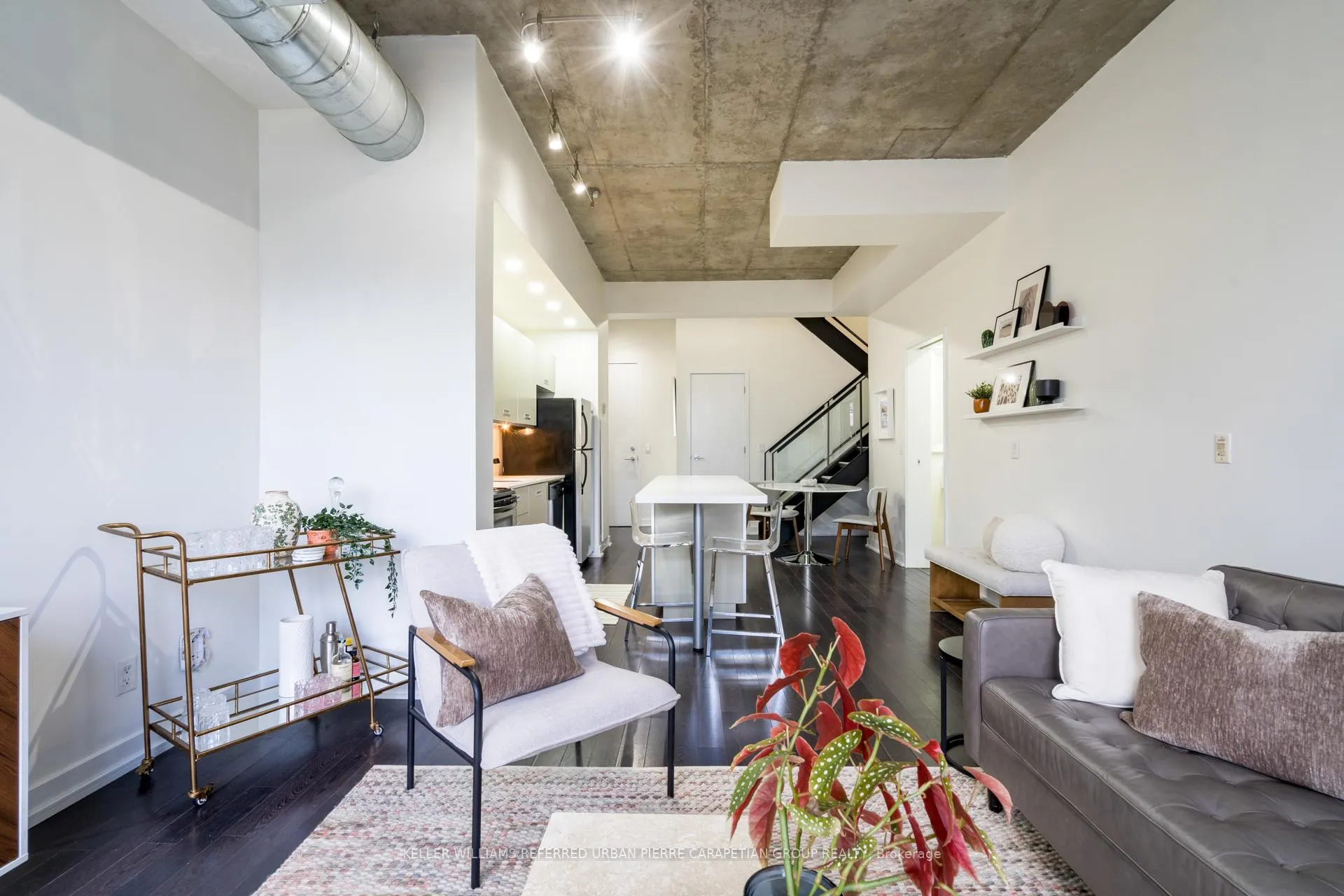 Photo 11 of Unit PH 1008, 60 Bathurst Street, Toronto, Niagara — HOMEH