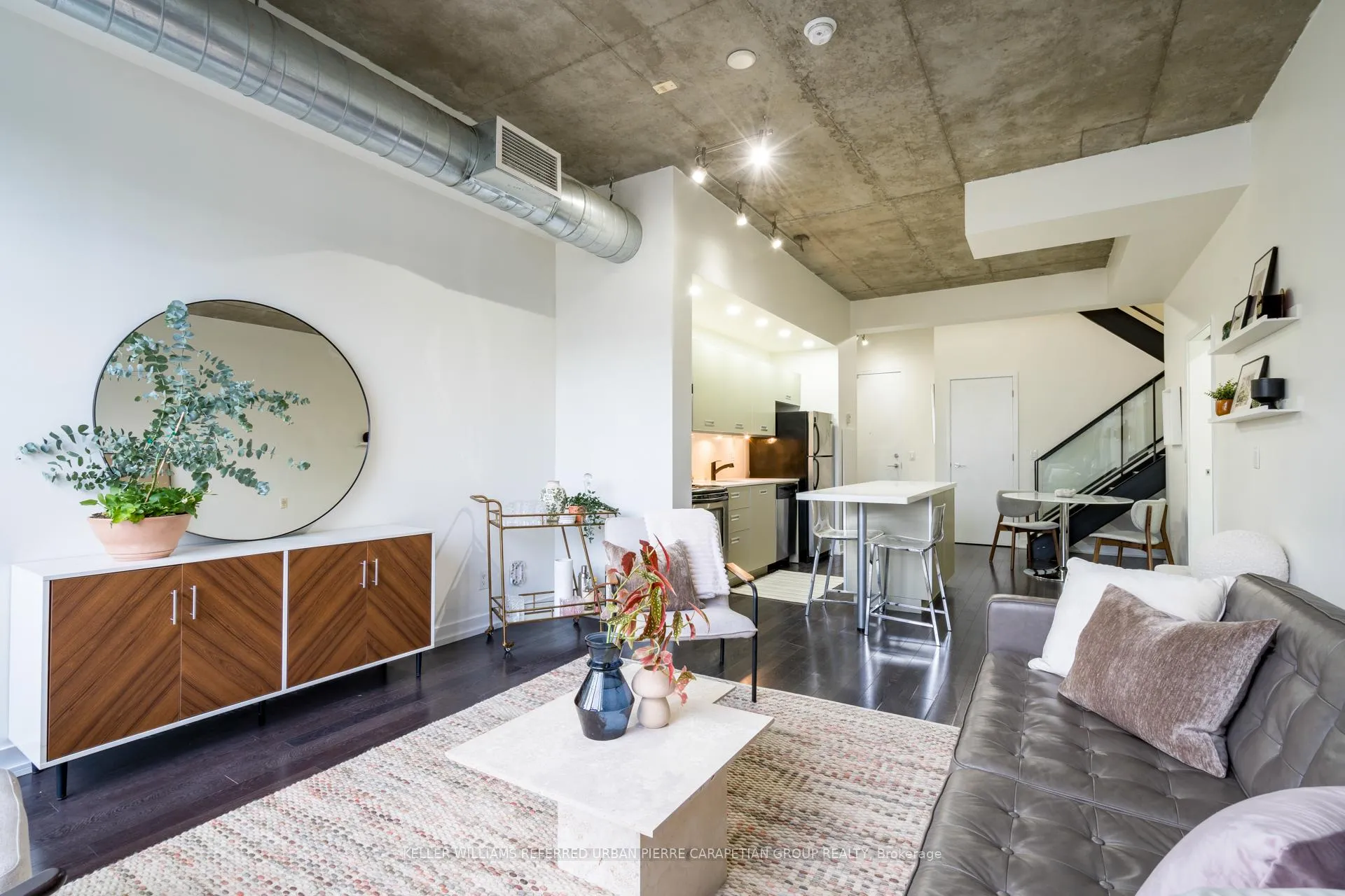 Photo 12 of Unit PH 1008, 60 Bathurst Street, Toronto, Niagara — HOMEH