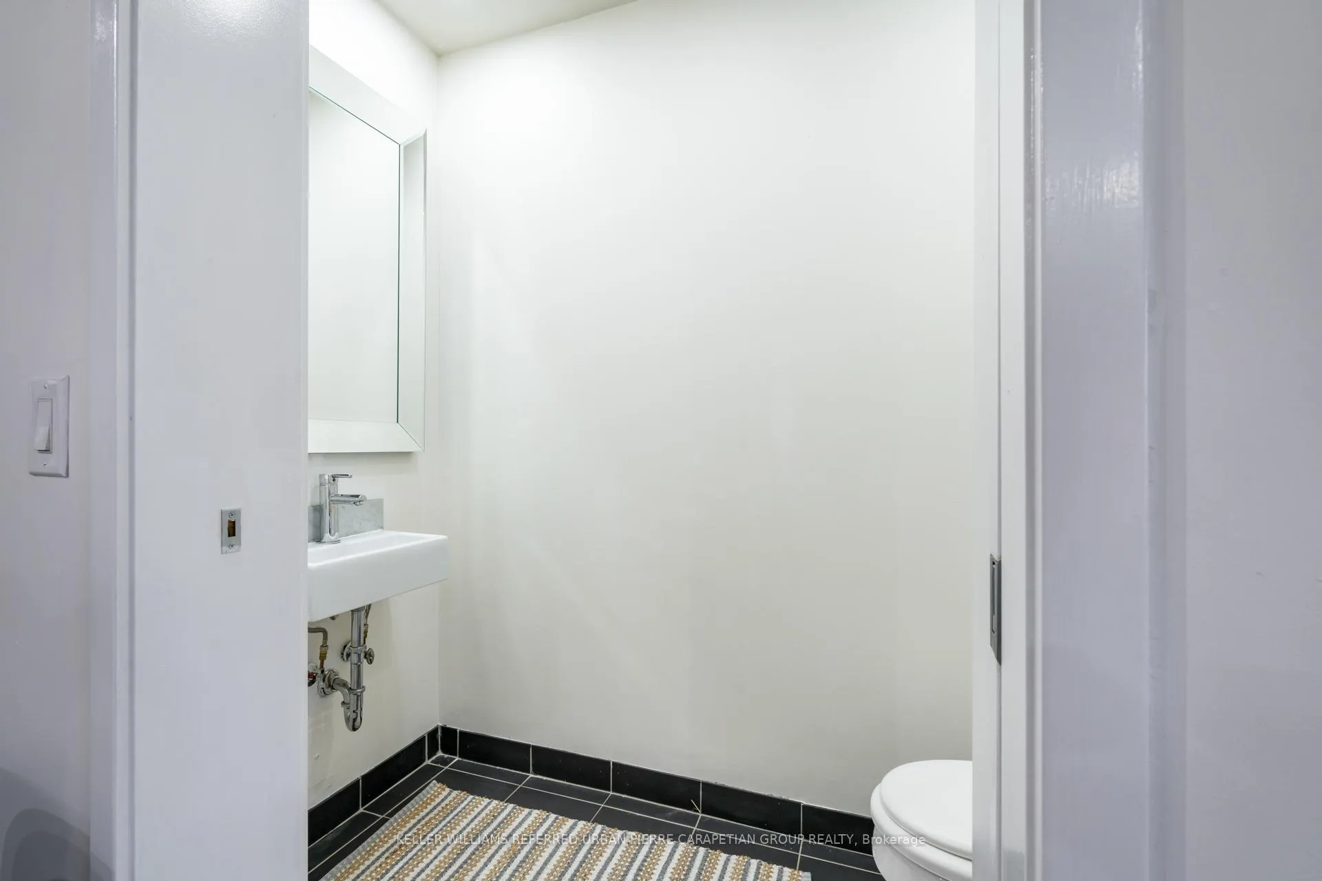 Photo 26 of Unit PH 1008, 60 Bathurst Street, Toronto, Niagara — HOMEH