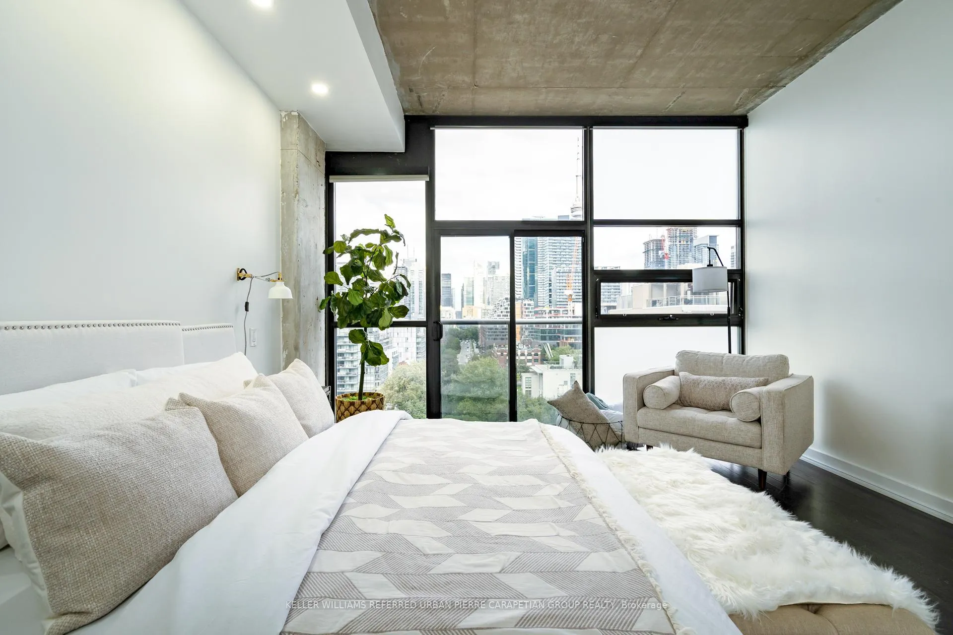 Photo 34 of Unit PH 1008, 60 Bathurst Street, Toronto, Niagara — HOMEH