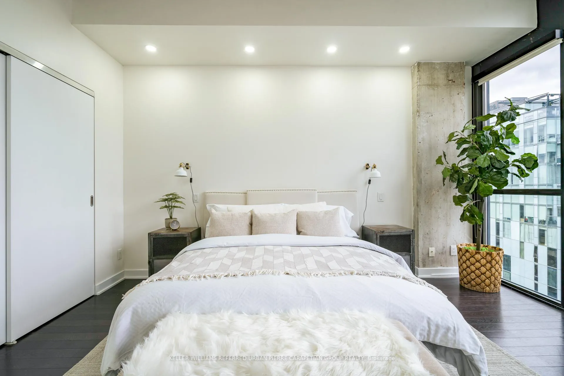 Photo 35 of Unit PH 1008, 60 Bathurst Street, Toronto, Niagara — HOMEH