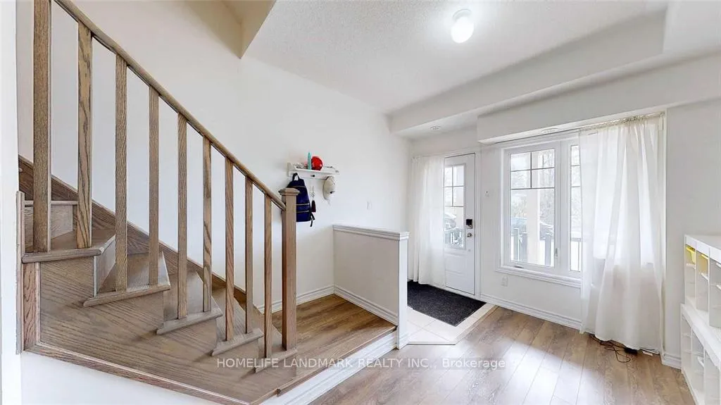 Photo 4 of 484 Arthur Bonner Avenue, Markham, Cornell — HOMEH