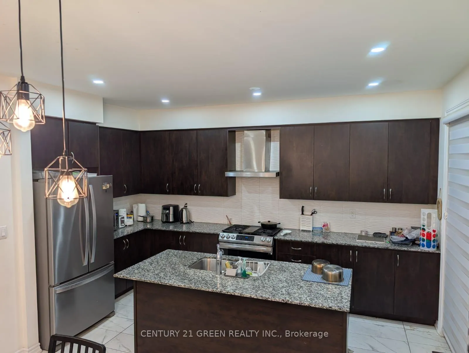 Photo 14 of 48 Coho Drive, Whitby, Lynde Creek — HOMEH