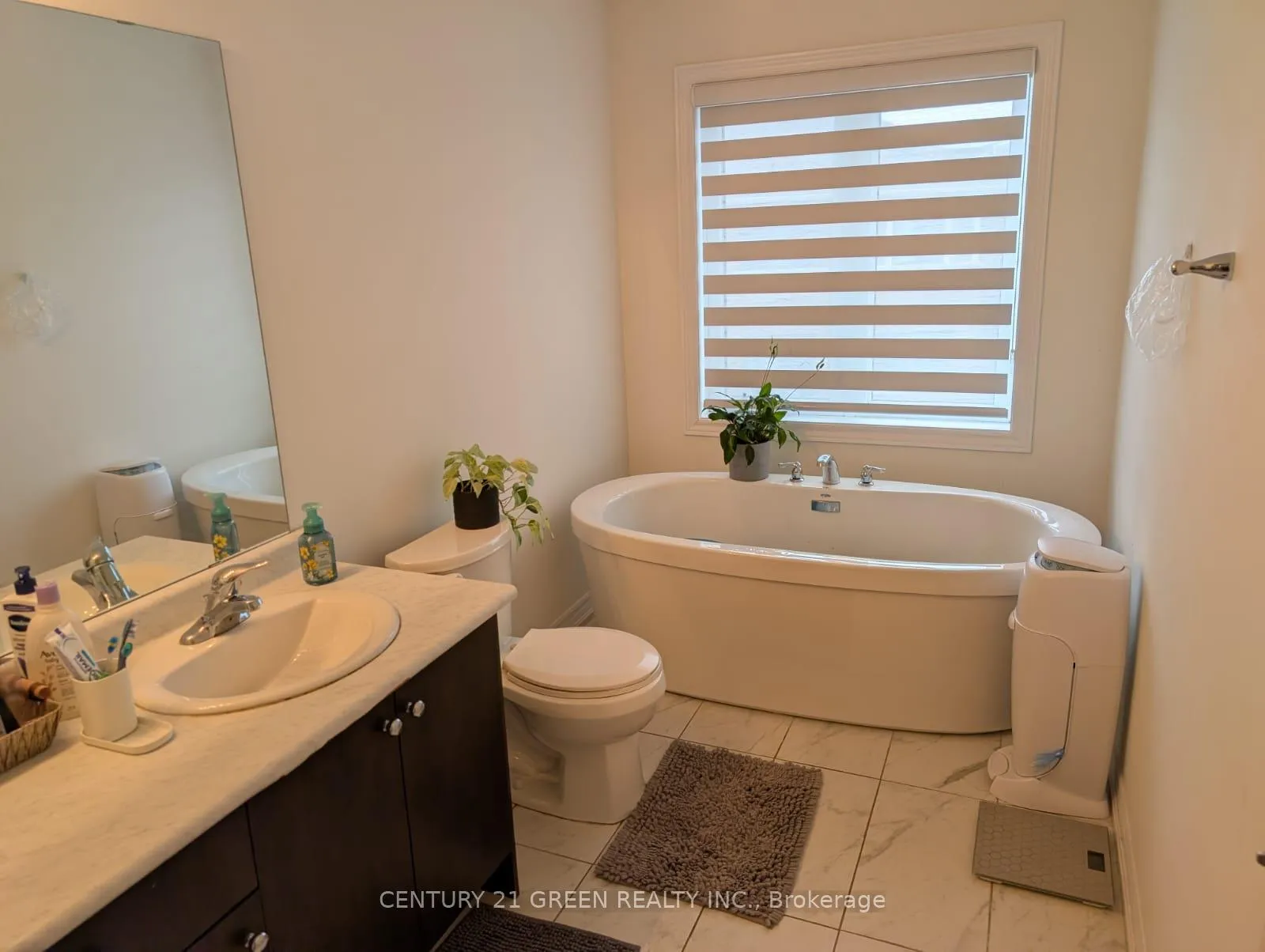 Photo 21 of 48 Coho Drive, Whitby, Lynde Creek — HOMEH