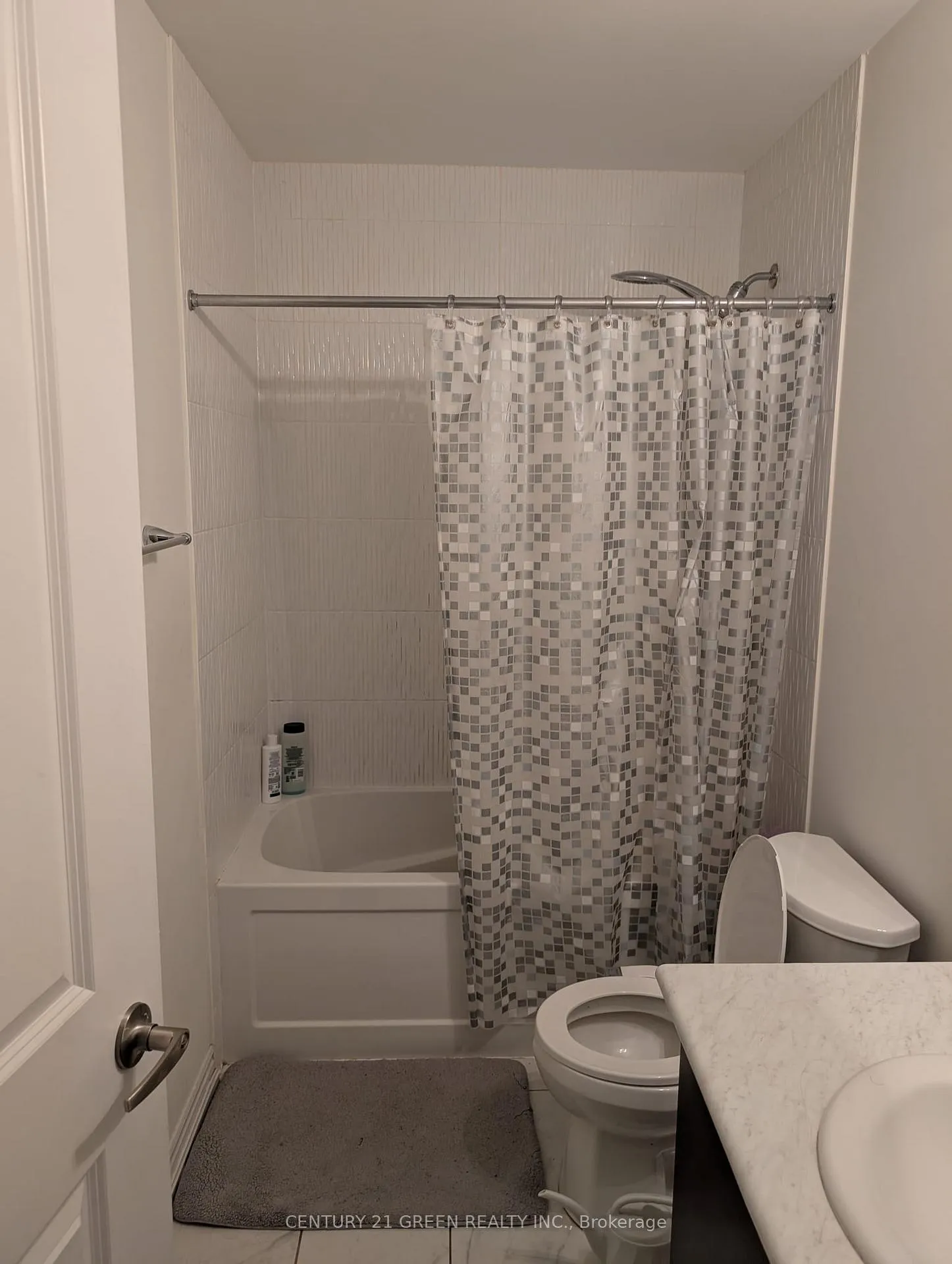 Photo 28 of 48 Coho Drive, Whitby, Lynde Creek — HOMEH