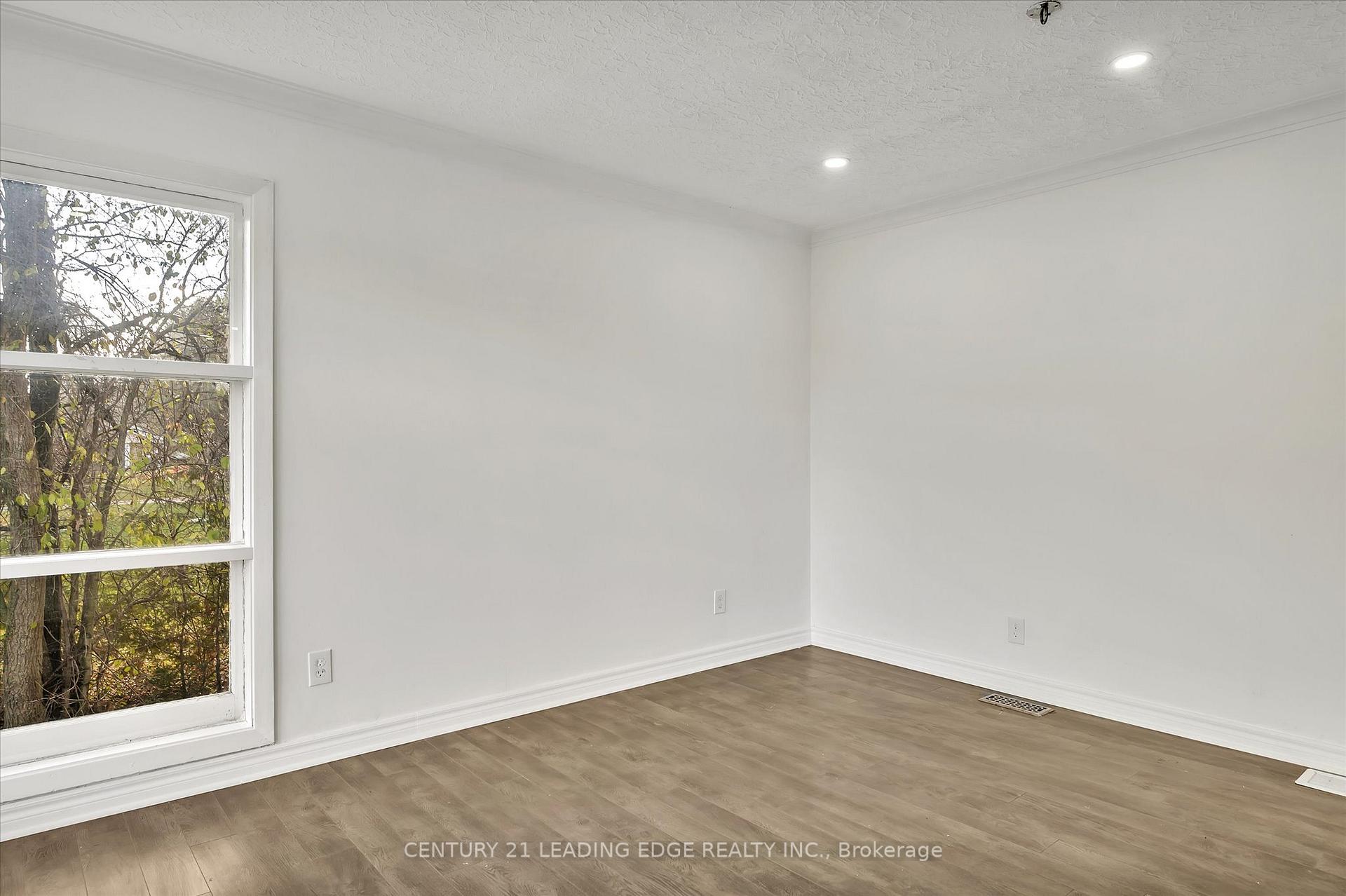 Photo 8 of 2202 Davis Road, Cavan Monaghan, Cavan-Monaghan — HOMEH