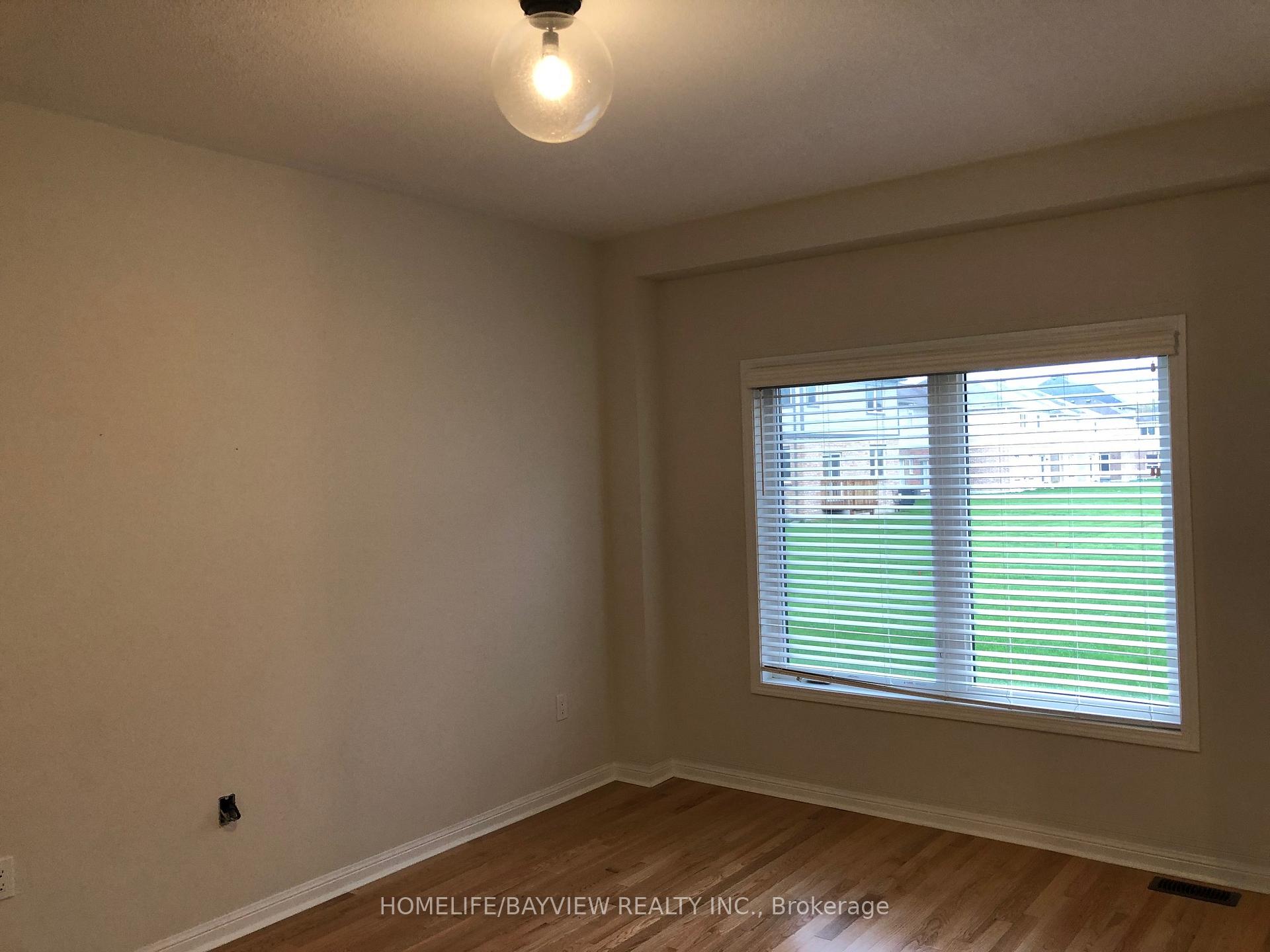 Photo 10 of 136 Bruce Cameron Drive, Clarington, Bowmanville — HOMEH