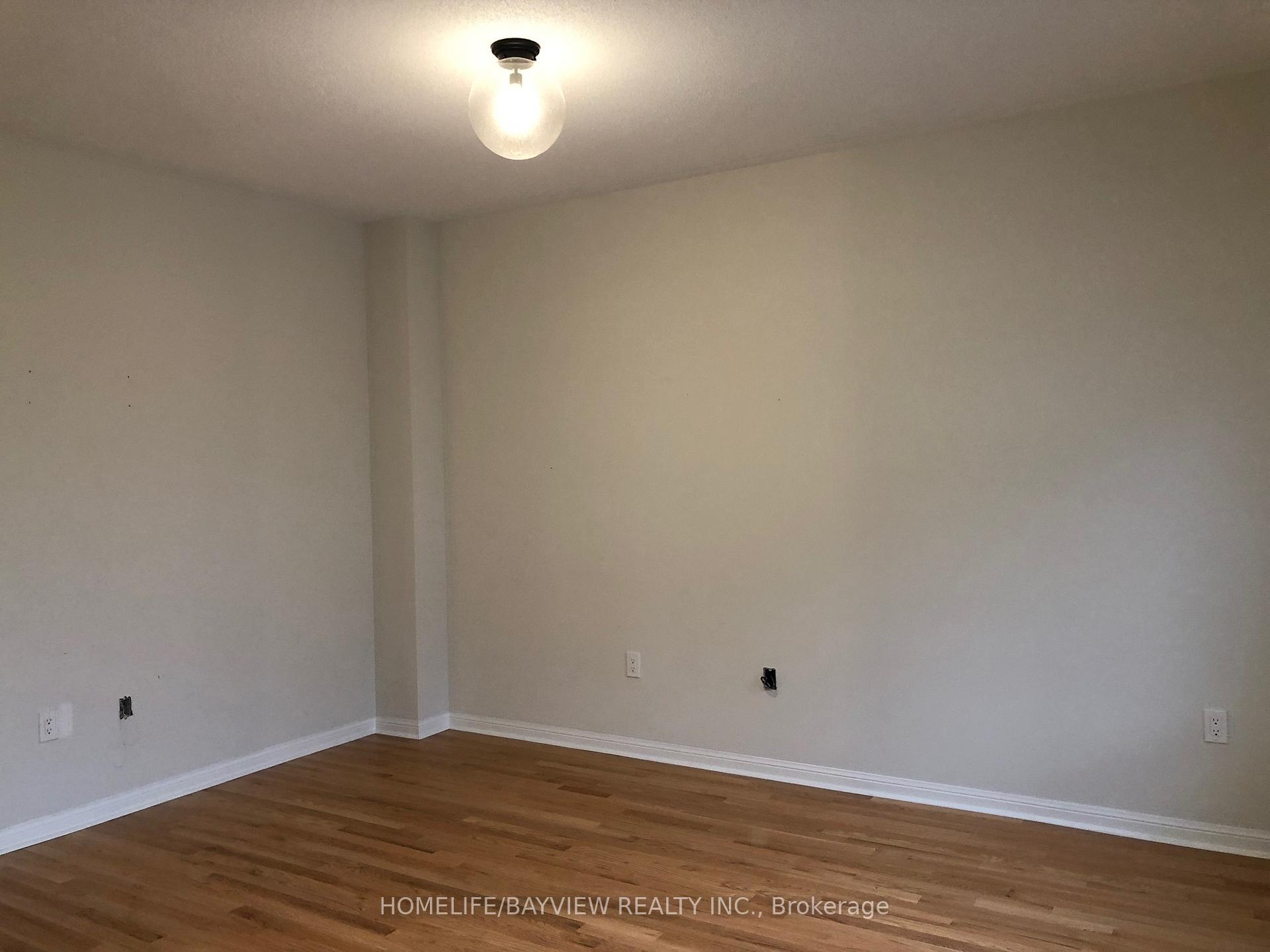 Photo 13 of 136 Bruce Cameron Drive, Clarington, Bowmanville — HOMEH
