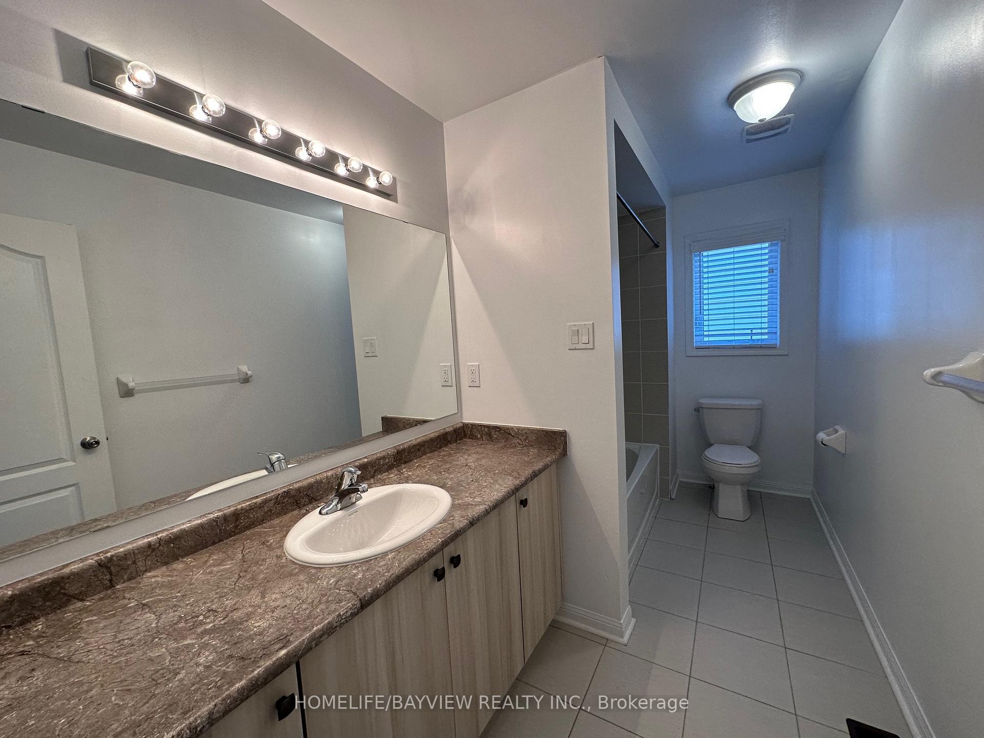 Photo 27 of 136 Bruce Cameron Drive, Clarington, Bowmanville — HOMEH