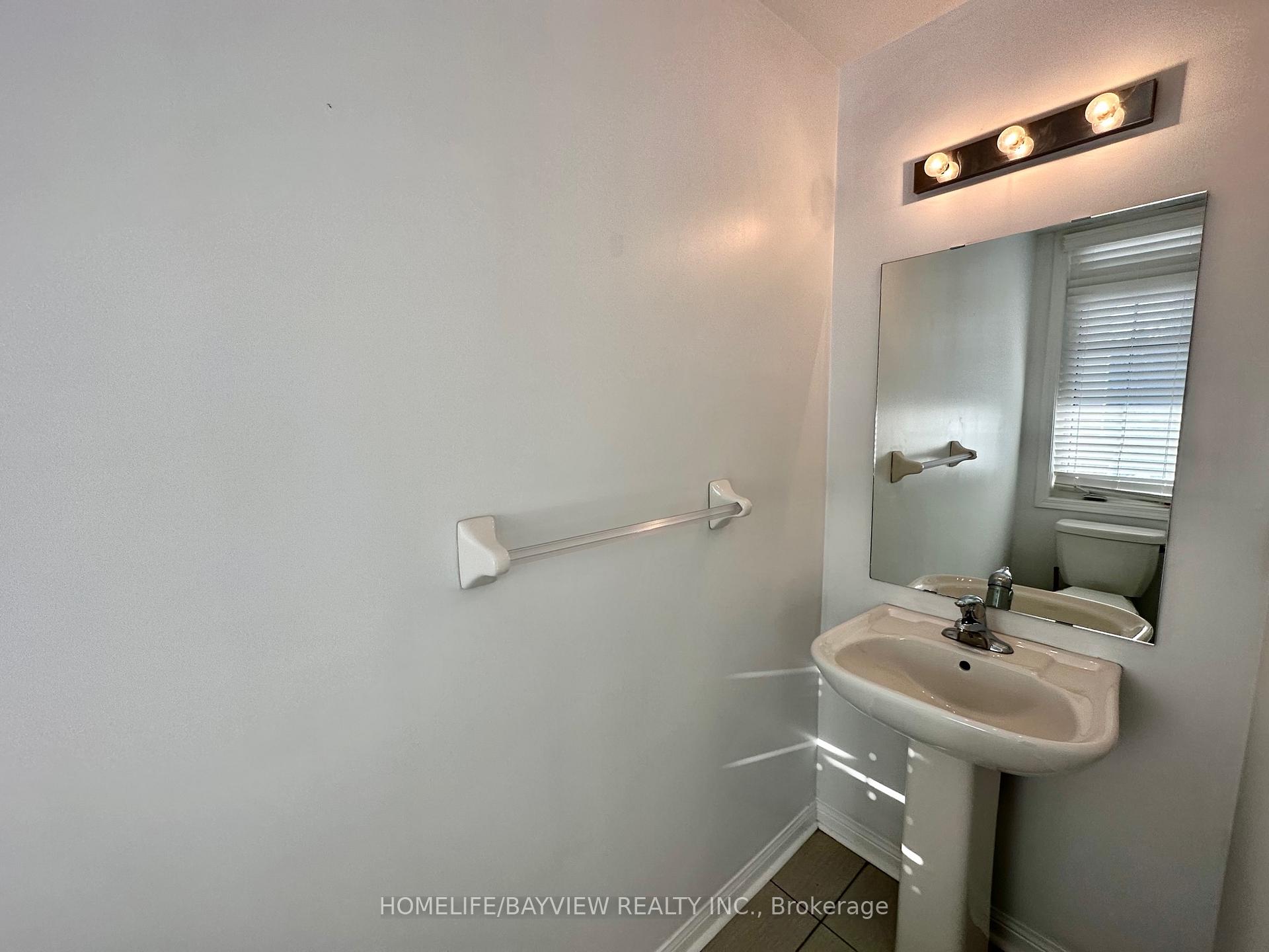 Photo 28 of 136 Bruce Cameron Drive, Clarington, Bowmanville — HOMEH