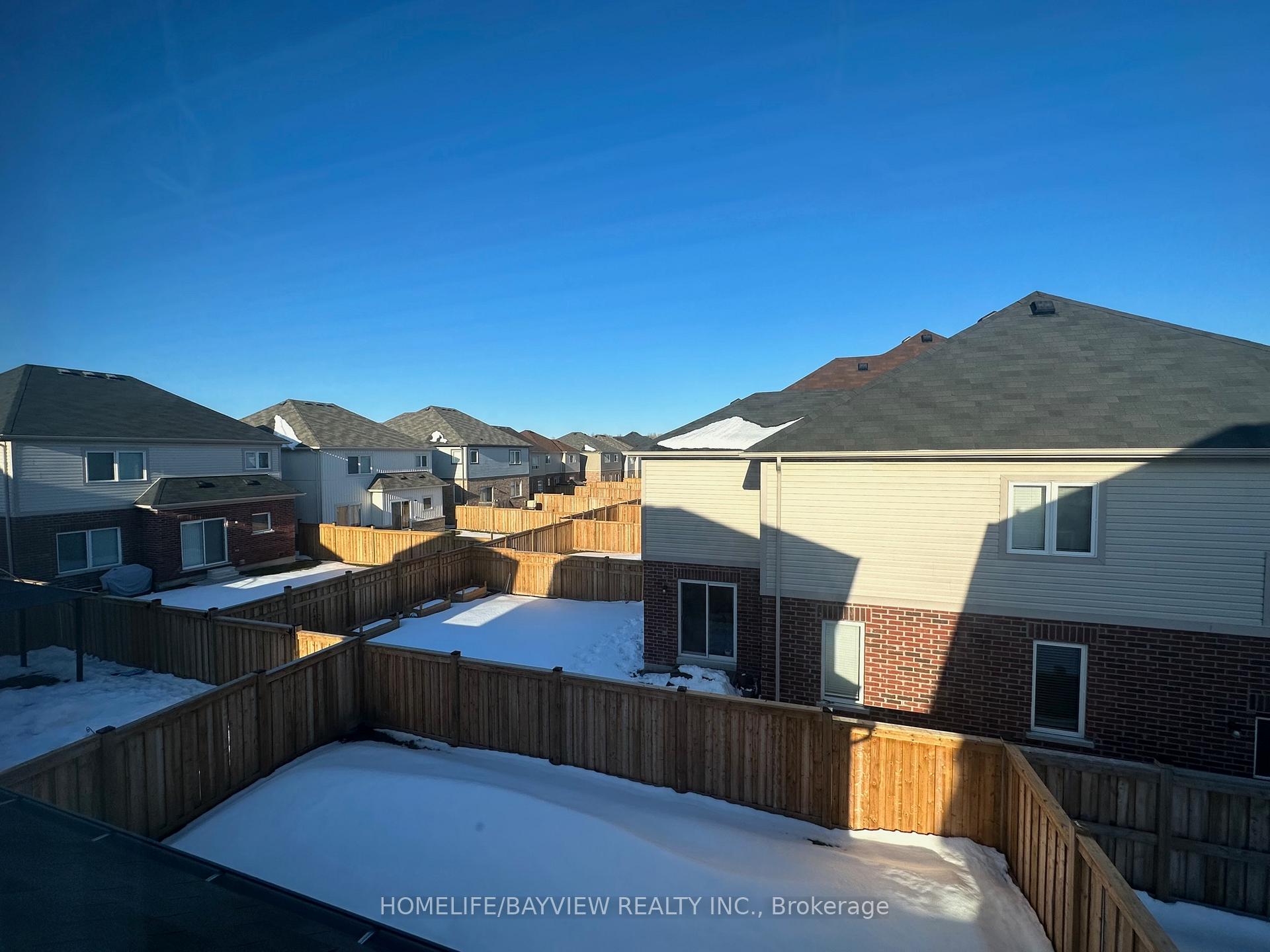 Photo 31 of 136 Bruce Cameron Drive, Clarington, Bowmanville — HOMEH
