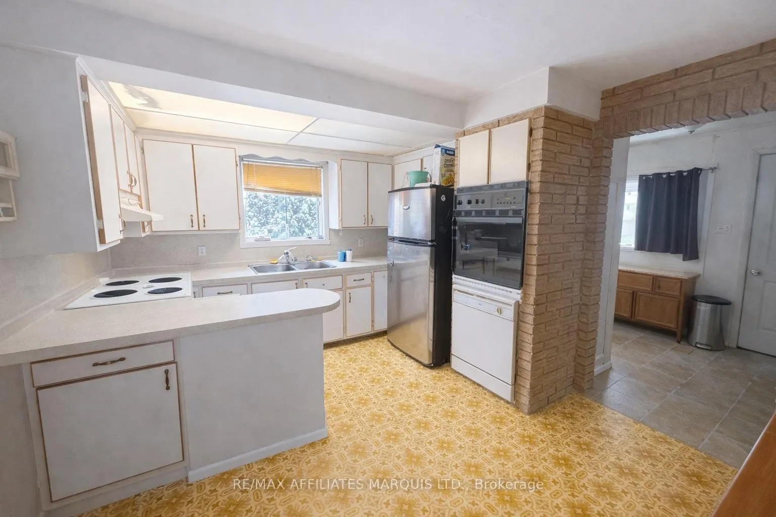 Photo 4 of 204-206 Guy Street, Cornwall — HOMEH