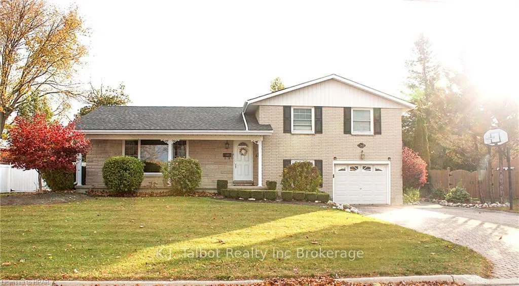 Photo 1 of 263 Eldon Street, Goderich, Goderich (Town) — HOMEH