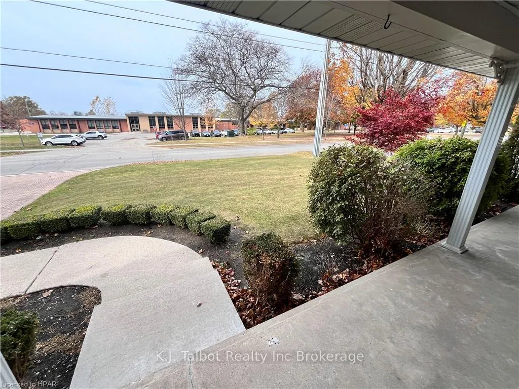 Photo 3 of 263 Eldon Street, Goderich, Goderich (Town) — HOMEH