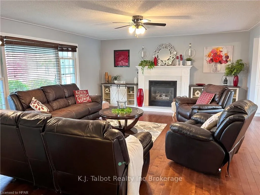 Photo 9 of 263 Eldon Street, Goderich, Goderich (Town) — HOMEH