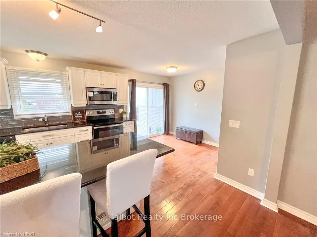 Photo 12 of 263 Eldon Street, Goderich, Goderich (Town) — HOMEH