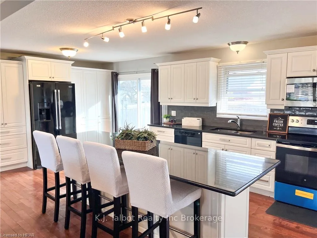 Photo 13 of 263 Eldon Street, Goderich, Goderich (Town) — HOMEH
